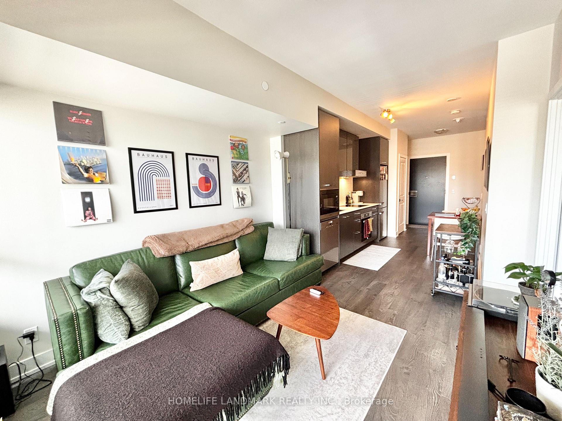 Photo 16 of Unit 1408, 11 Lillian Street, Toronto, Mount Pleasant West — HOMEH