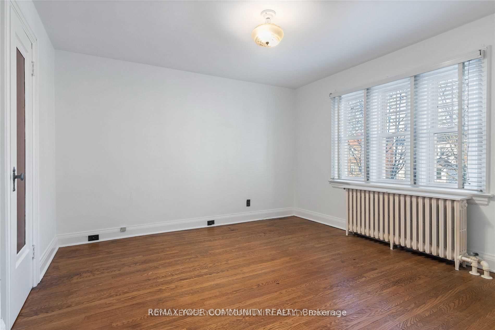 Photo 9 of 705 Hillsdale Avenue E, Toronto, Mount Pleasant East — HOMEH