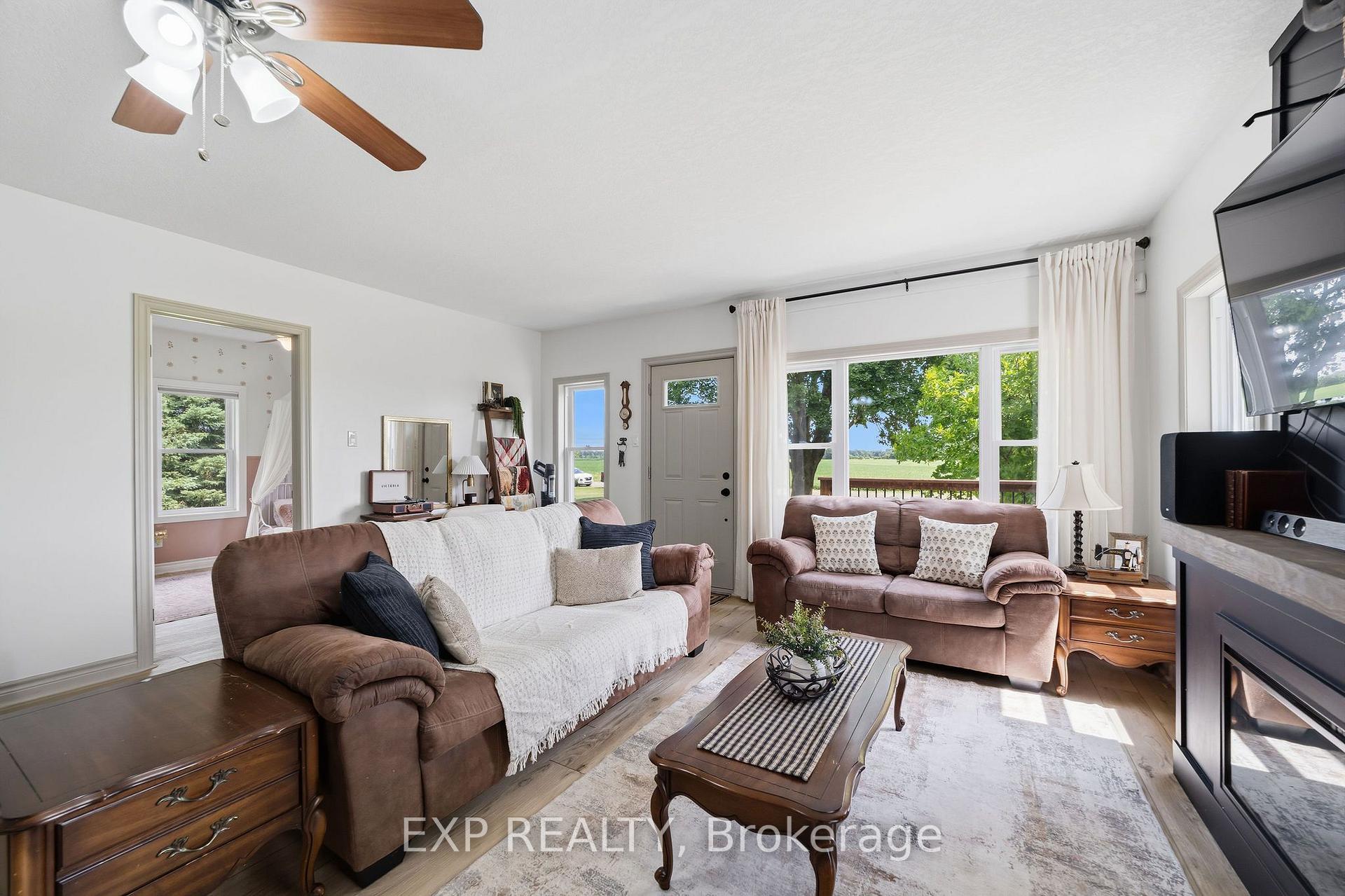 Photo 13 of 21243 Taits Road, Southwest Middlesex, Rural Southwest Middlesex — HOMEH