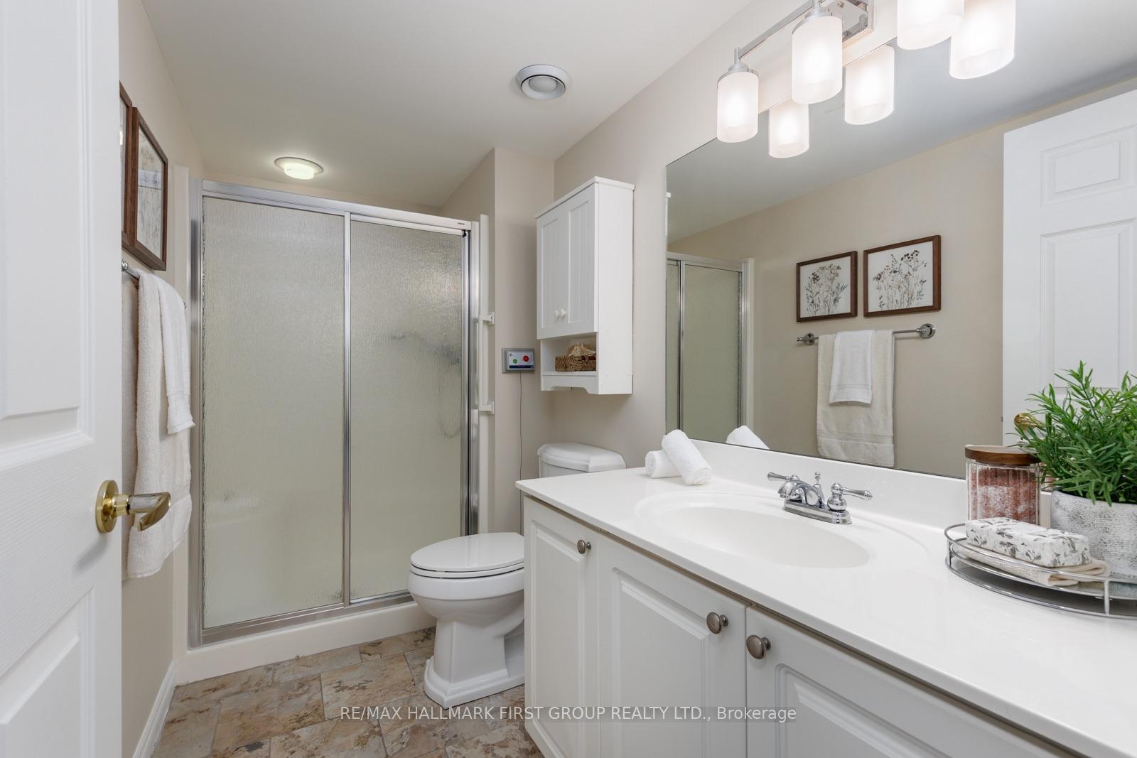 Photo 17 of Unit 1314, 100 Burloak Drive, Burlington, Appleby — HOMEH