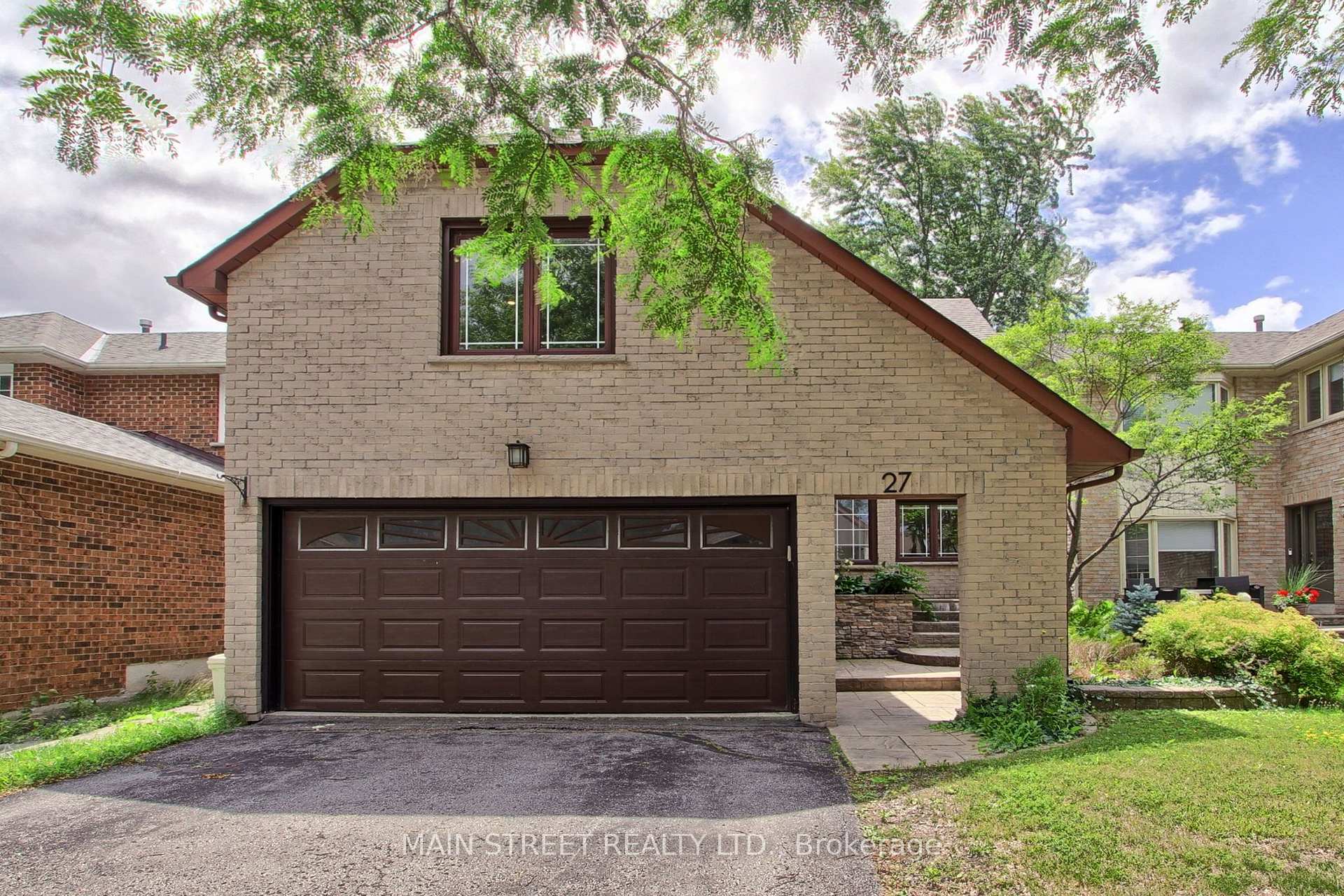 Photo 2 of 27 Murdock Avenue, Aurora, Aurora Heights — HOMEH