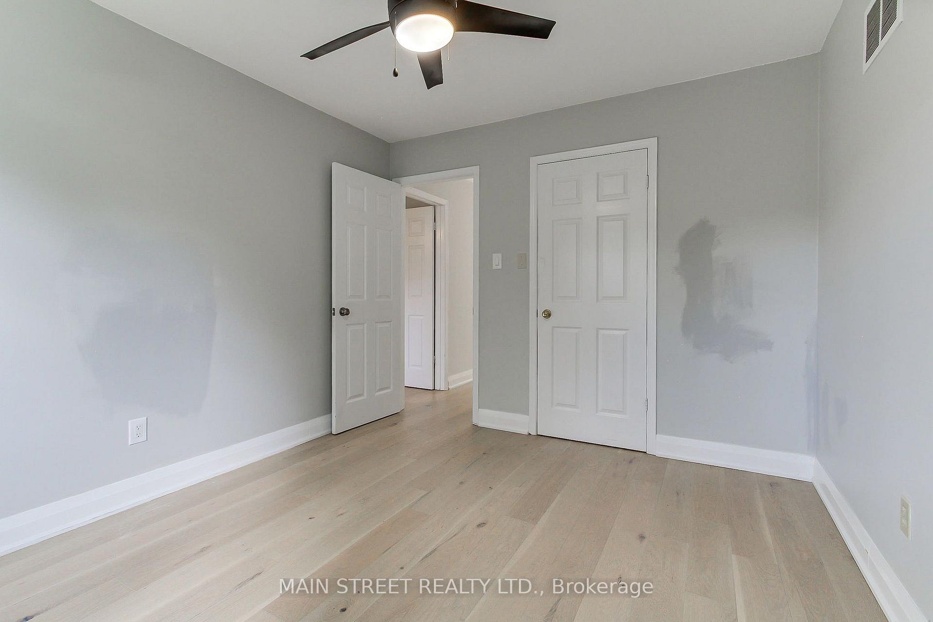 Photo 29 of 27 Murdock Avenue, Aurora, Aurora Heights — HOMEH