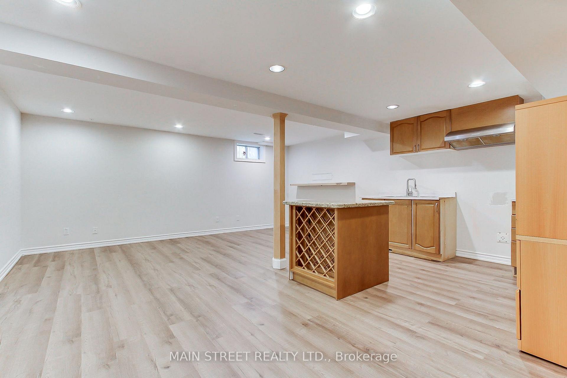 Photo 35 of 27 Murdock Avenue, Aurora, Aurora Heights — HOMEH