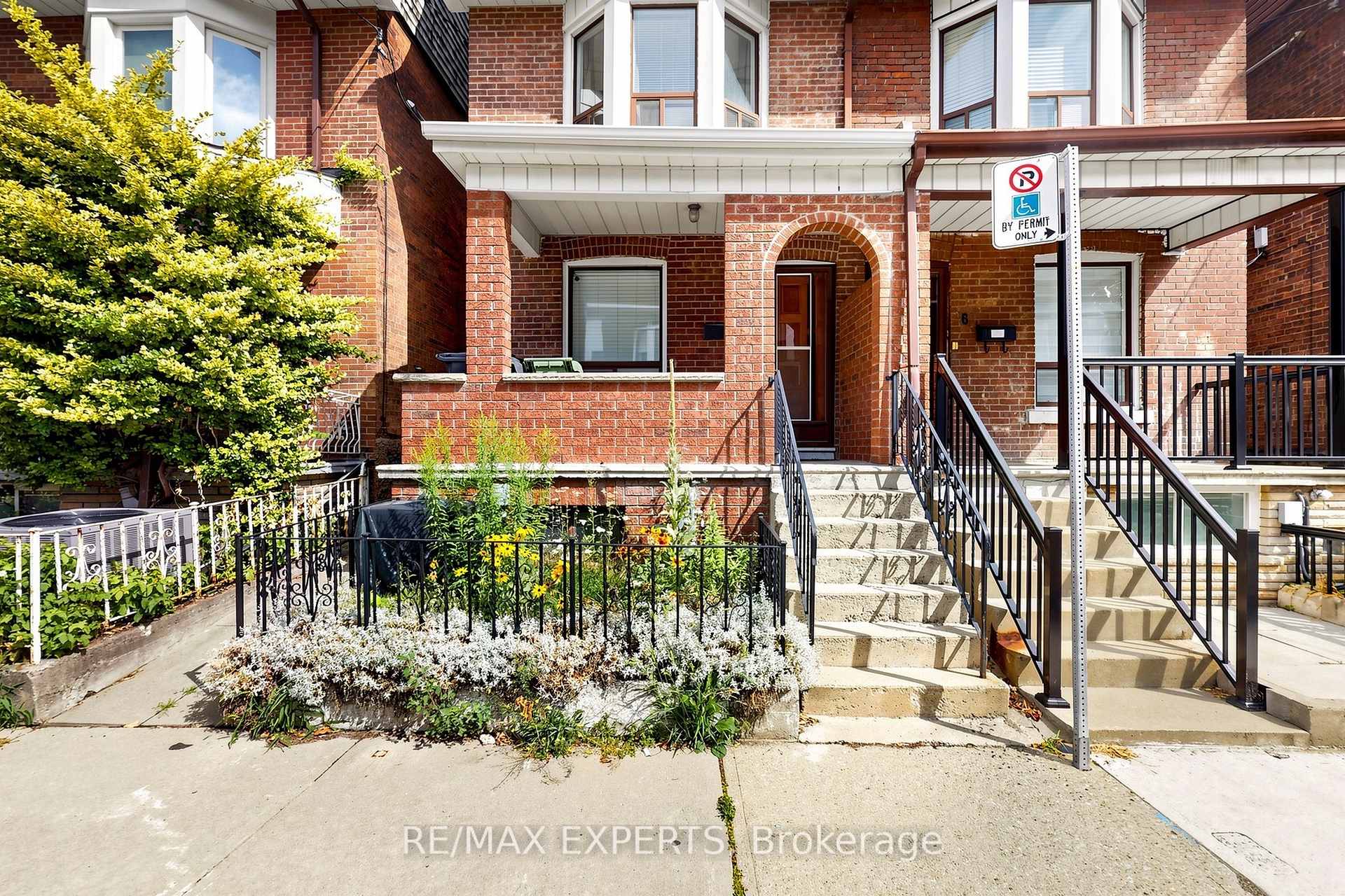 Photo 1 of 8 Parr Street, Toronto, Little Portugal — HOMEH
