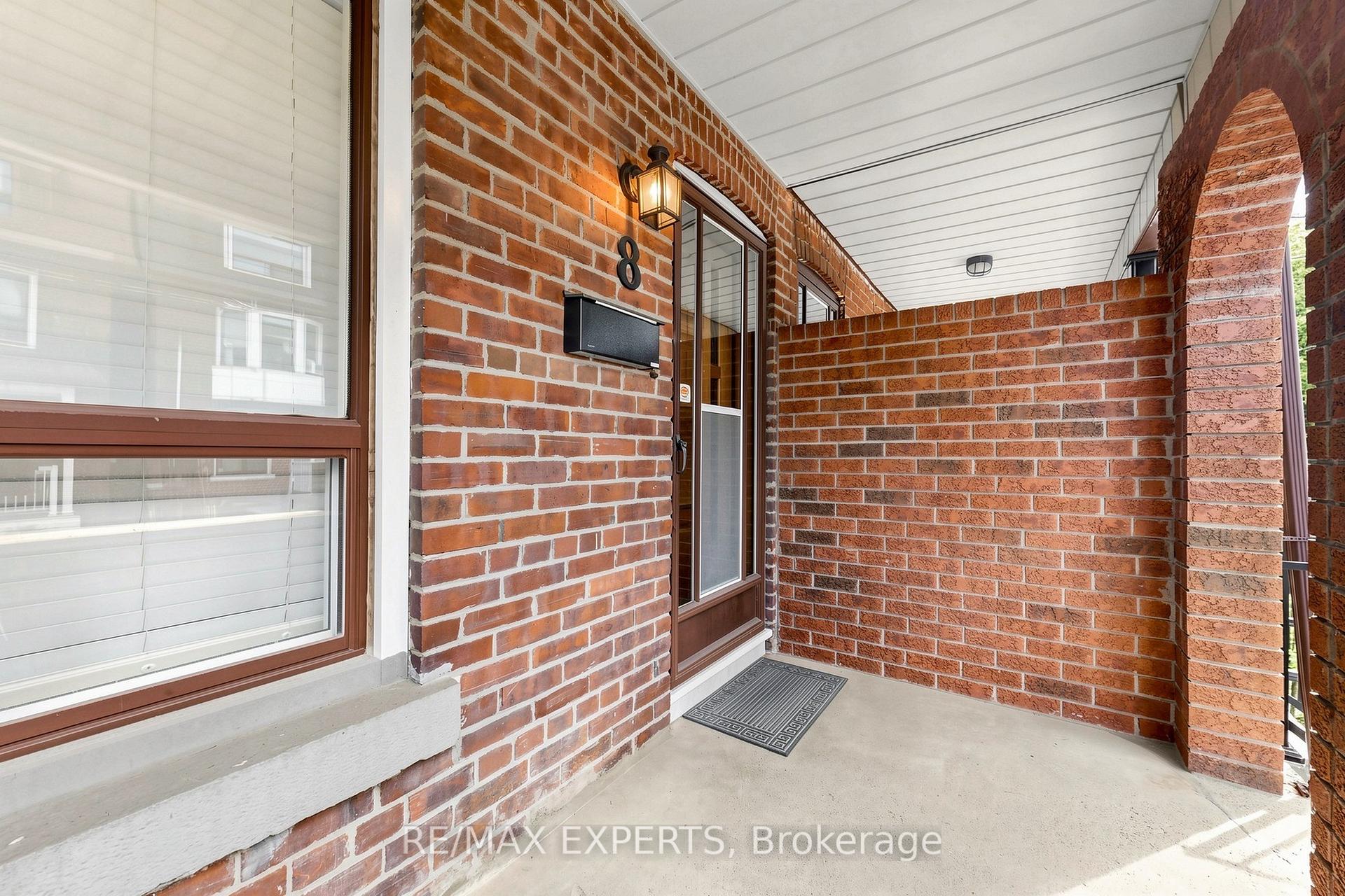 Photo 2 of 8 Parr Street, Toronto, Little Portugal — HOMEH