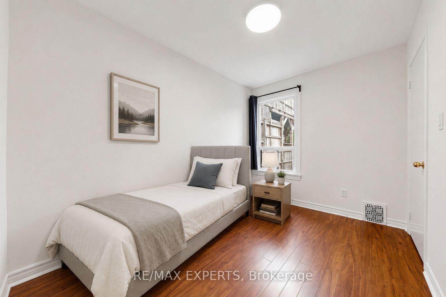 Photo 15 of 8 Parr Street, Toronto, Little Portugal — HOMEH