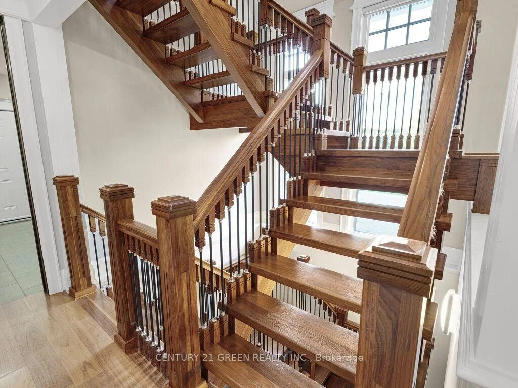 Photo 61 of 39 Brookhaven Crescent, East Garafraxa, Rural East Garafraxa — HOMEH