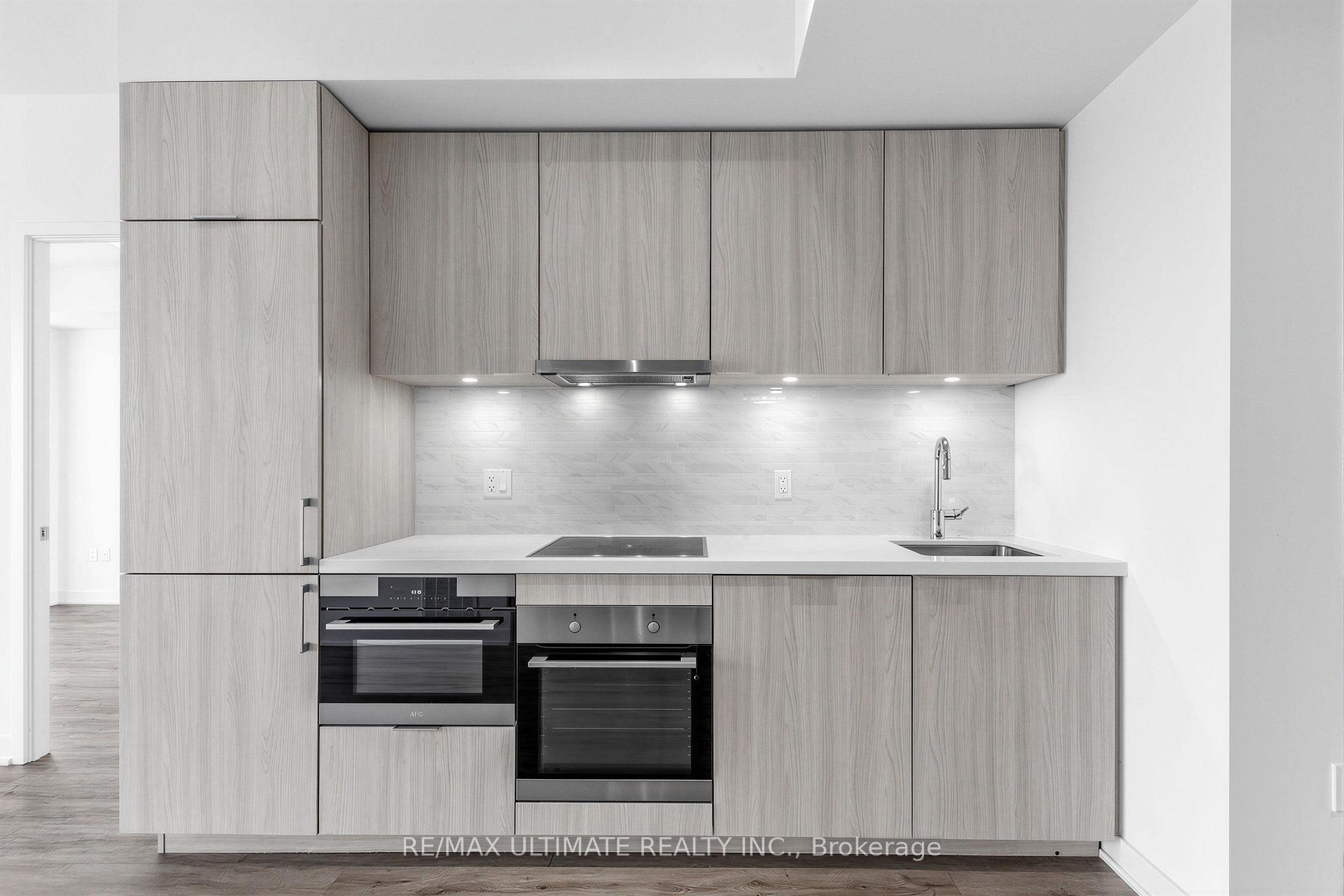Photo 3 of Unit 1901, 15 Queens Quay E, Toronto, Waterfront Communities — HOMEH