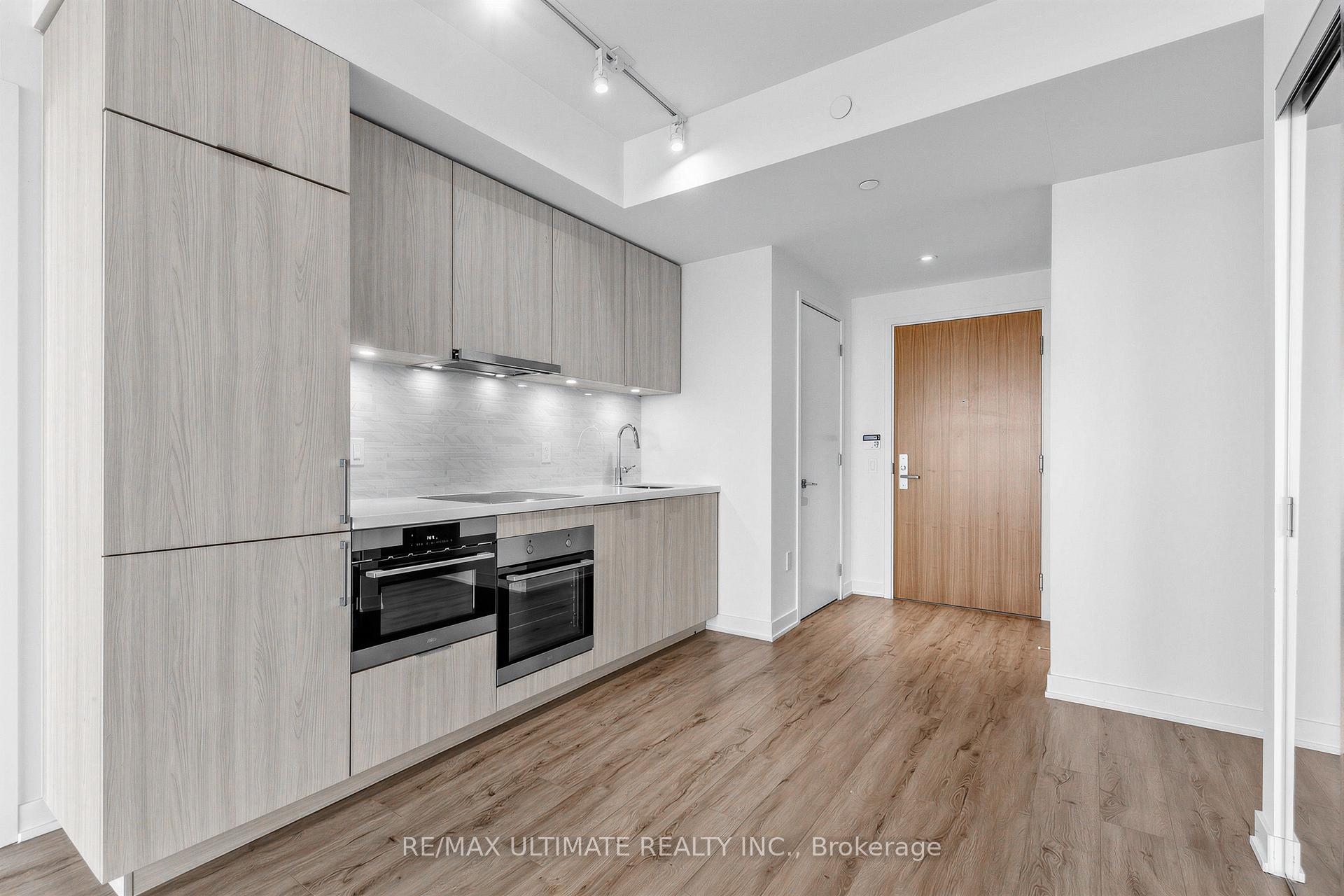 Photo 4 of Unit 1901, 15 Queens Quay E, Toronto, Waterfront Communities — HOMEH