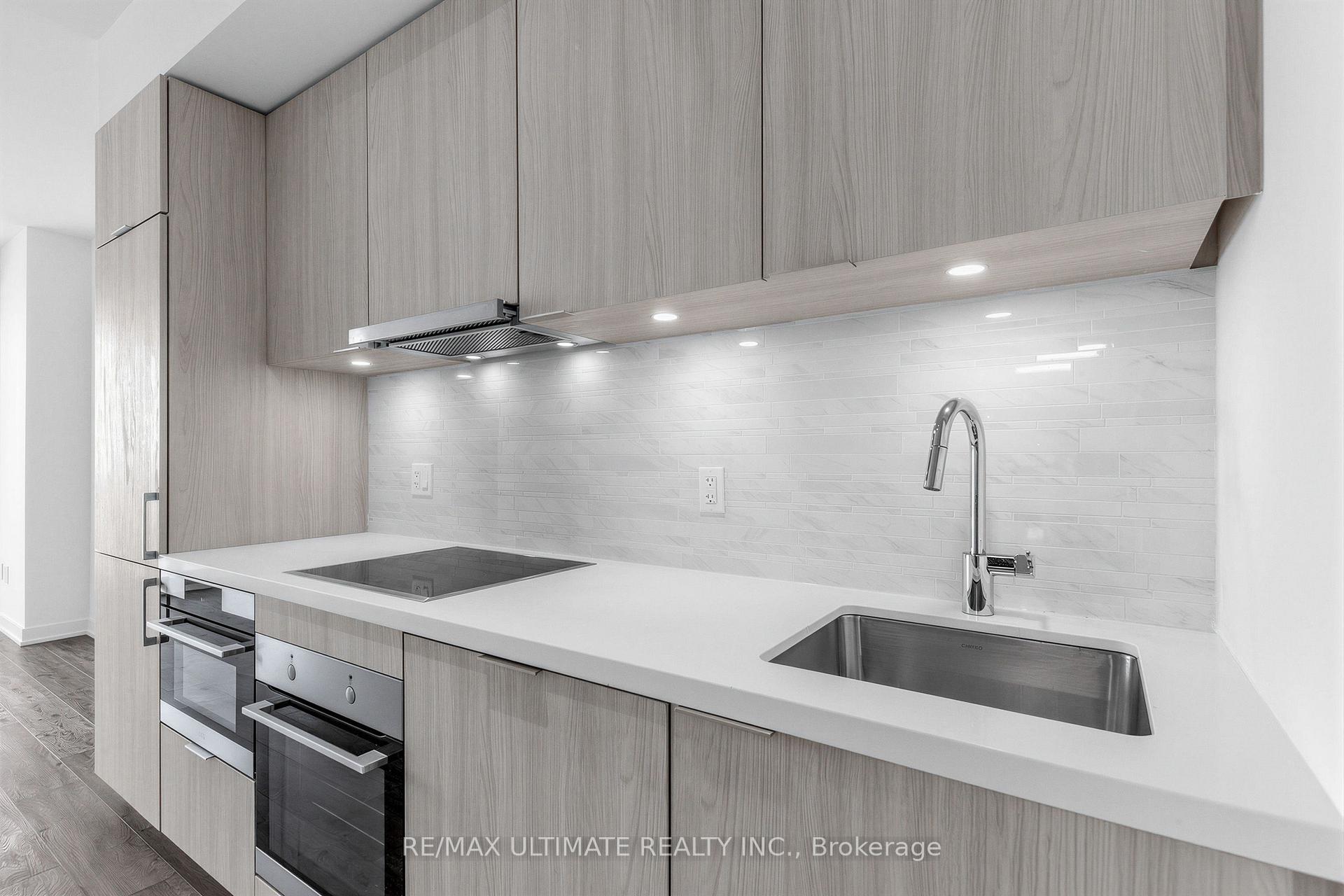 Photo 5 of Unit 1901, 15 Queens Quay E, Toronto, Waterfront Communities — HOMEH
