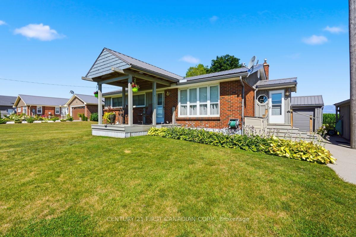 Photo 6 of 22656 Queens Line, West Elgin, Rodney — HOMEH
