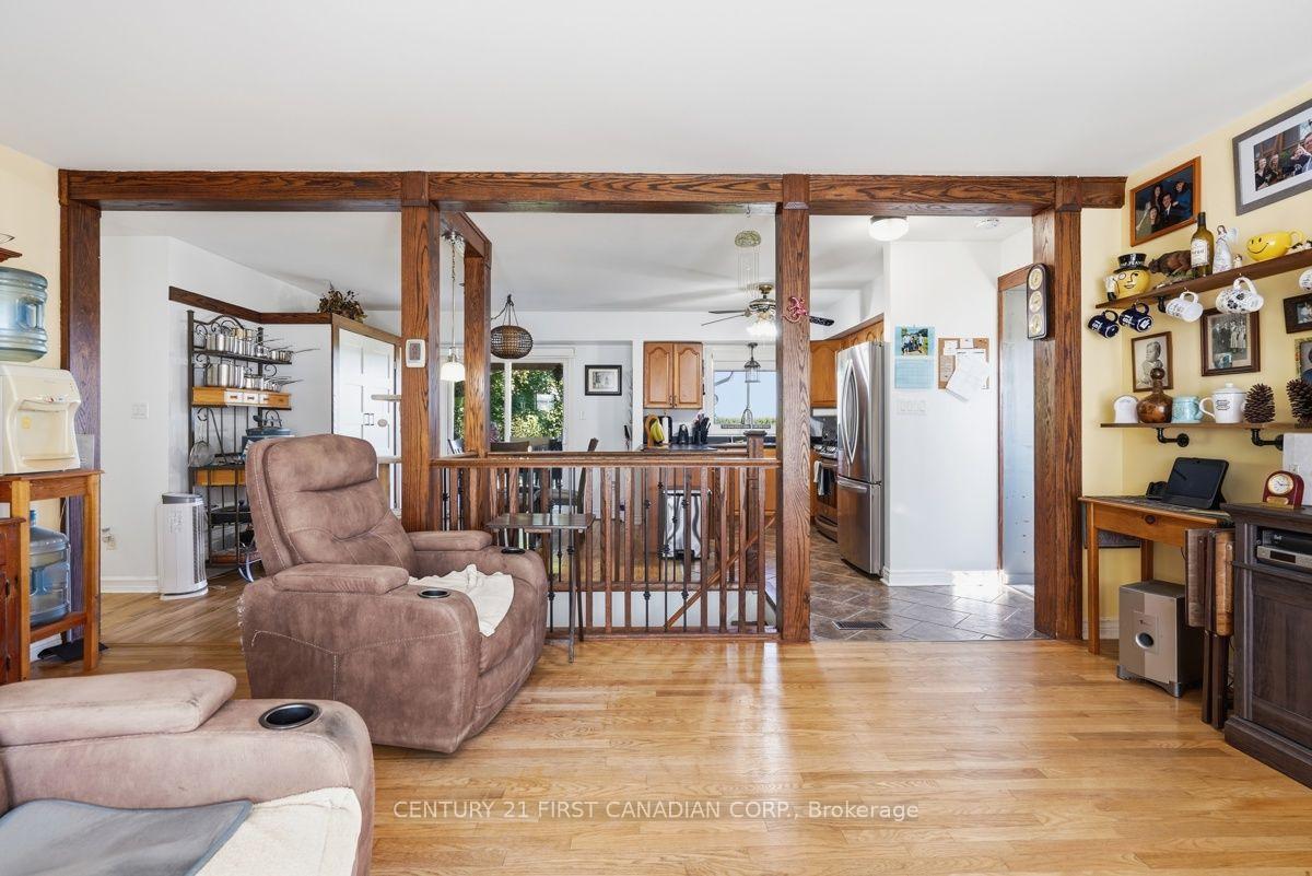 Photo 11 of 22656 Queens Line, West Elgin, Rodney — HOMEH