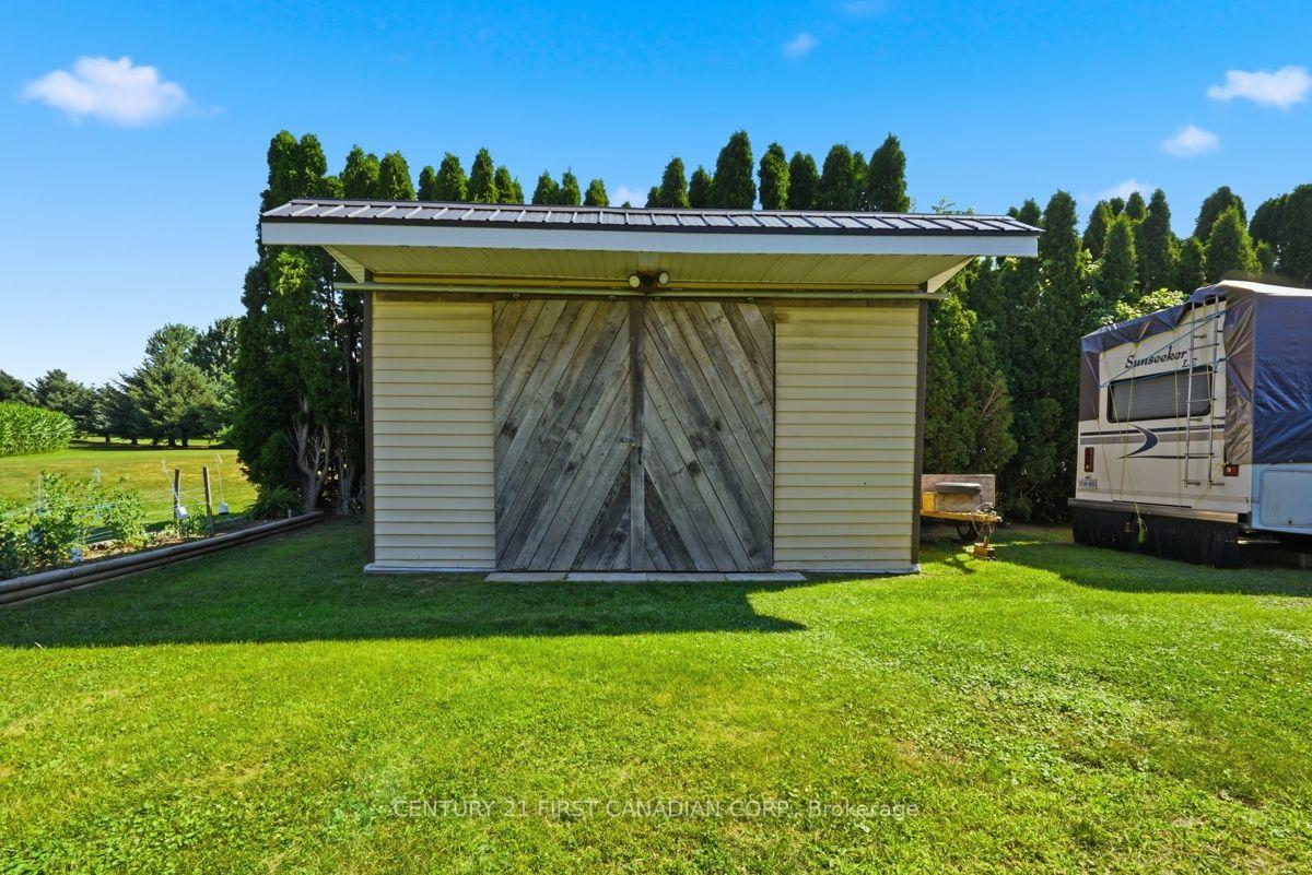 Photo 29 of 22656 Queens Line, West Elgin, Rodney — HOMEH