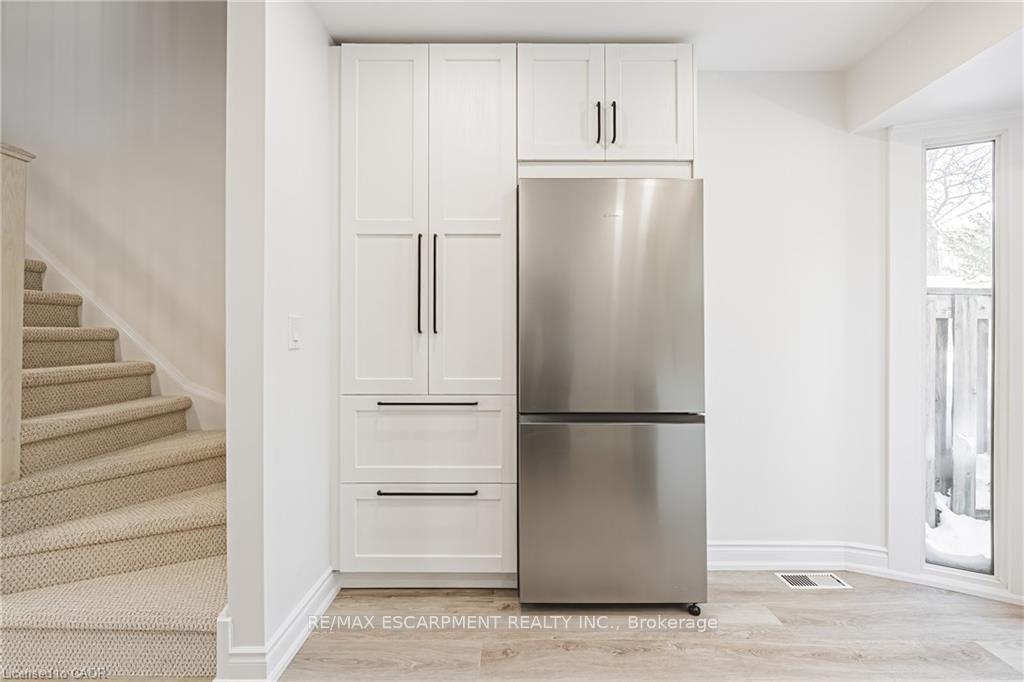 Photo 19 of Unit 101, 895 Maple Avenue, Burlington, Brant — HOMEH