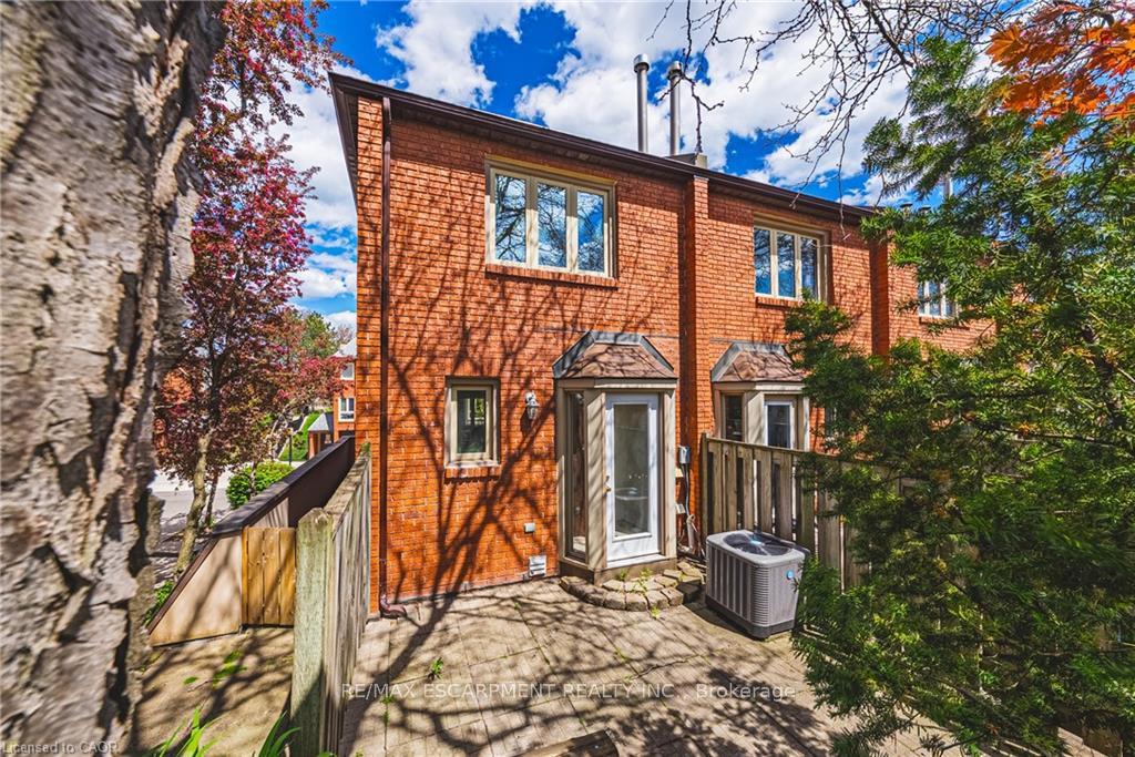 Photo 30 of Unit 101, 895 Maple Avenue, Burlington, Brant — HOMEH
