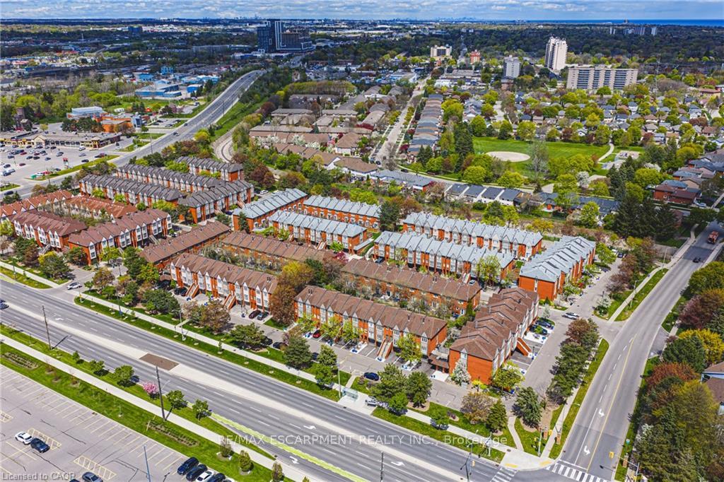 Photo 35 of Unit 101, 895 Maple Avenue, Burlington, Brant — HOMEH