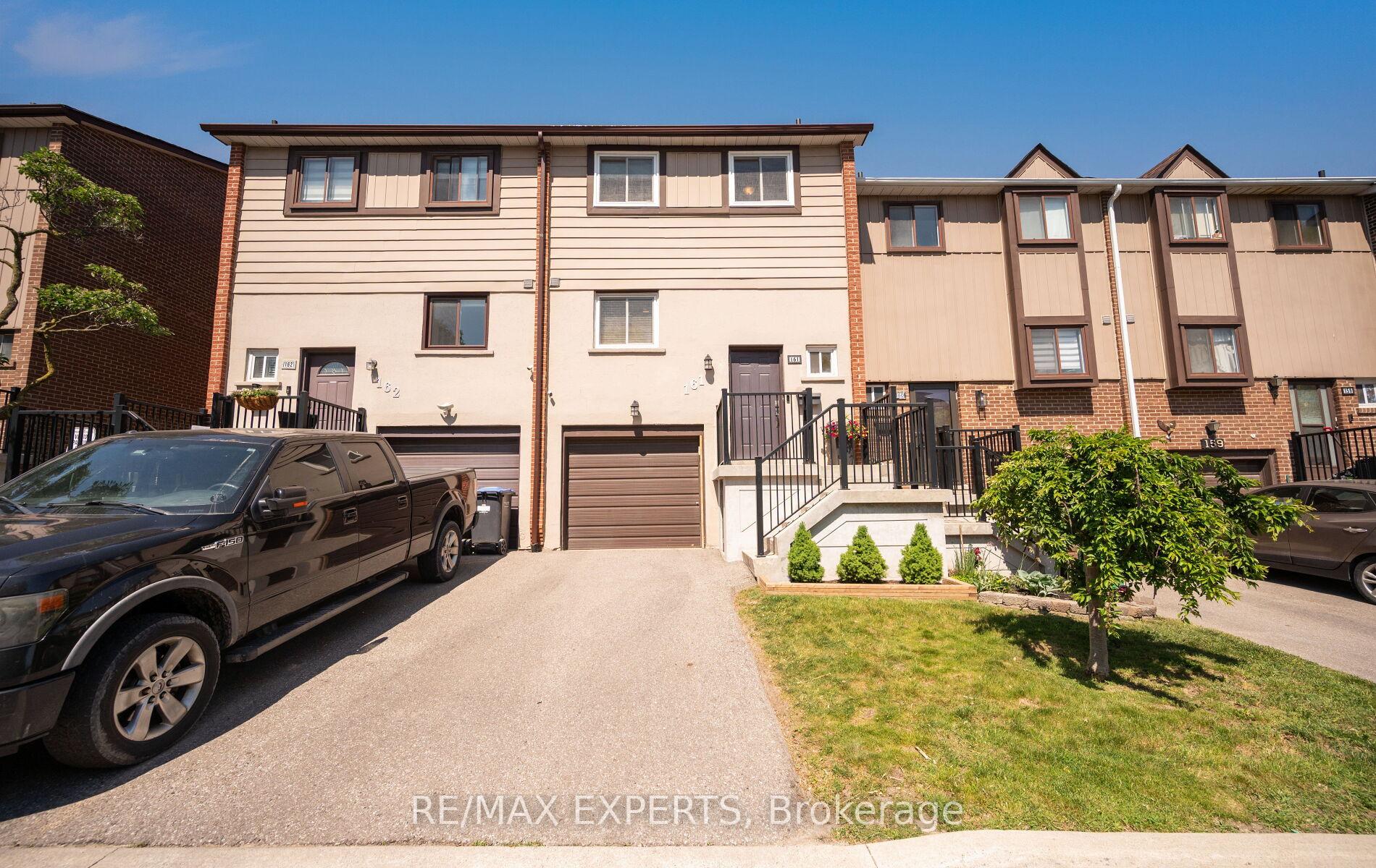 Photo 1 of Unit 15, 161 Moregate Crescent, Brampton, Central Park — HOMEH