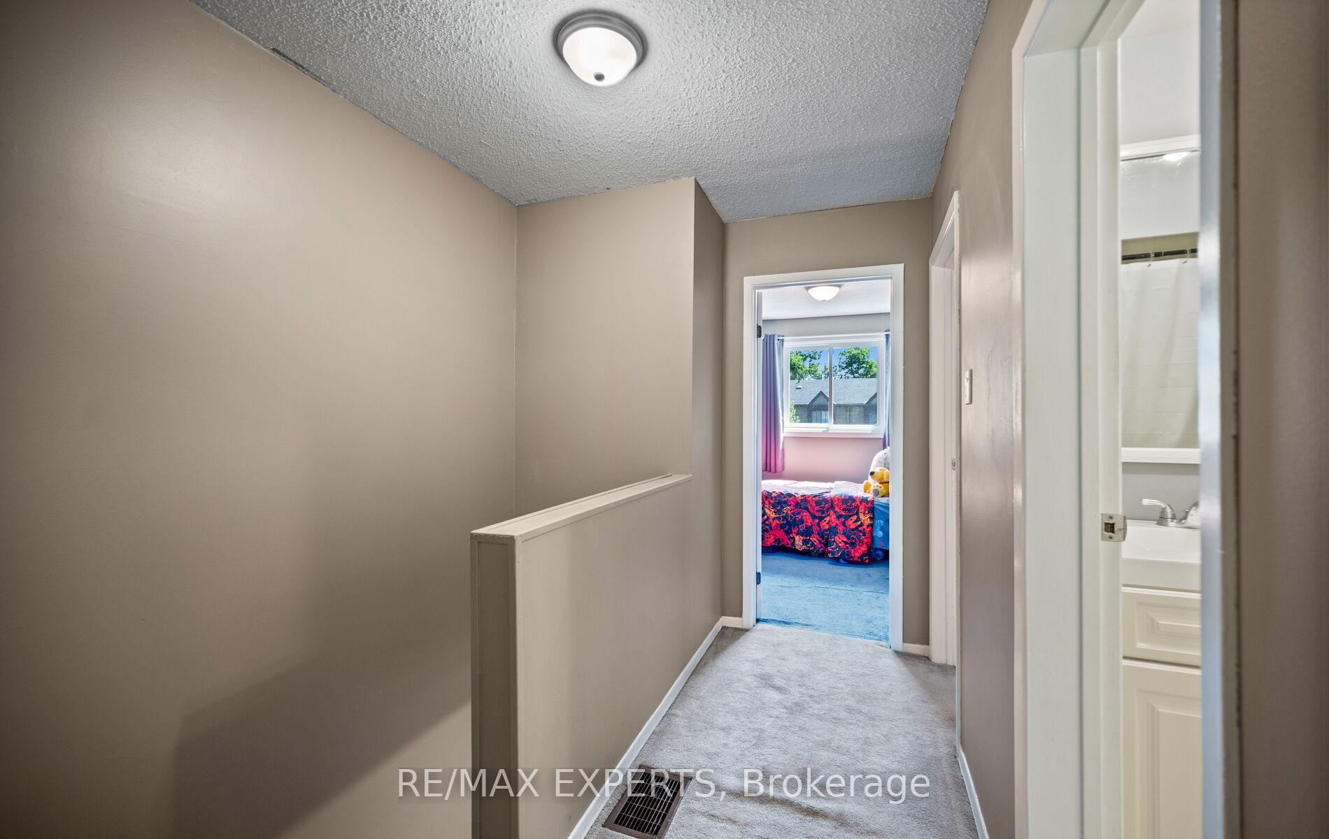 Photo 22 of Unit 15, 161 Moregate Crescent, Brampton, Central Park — HOMEH