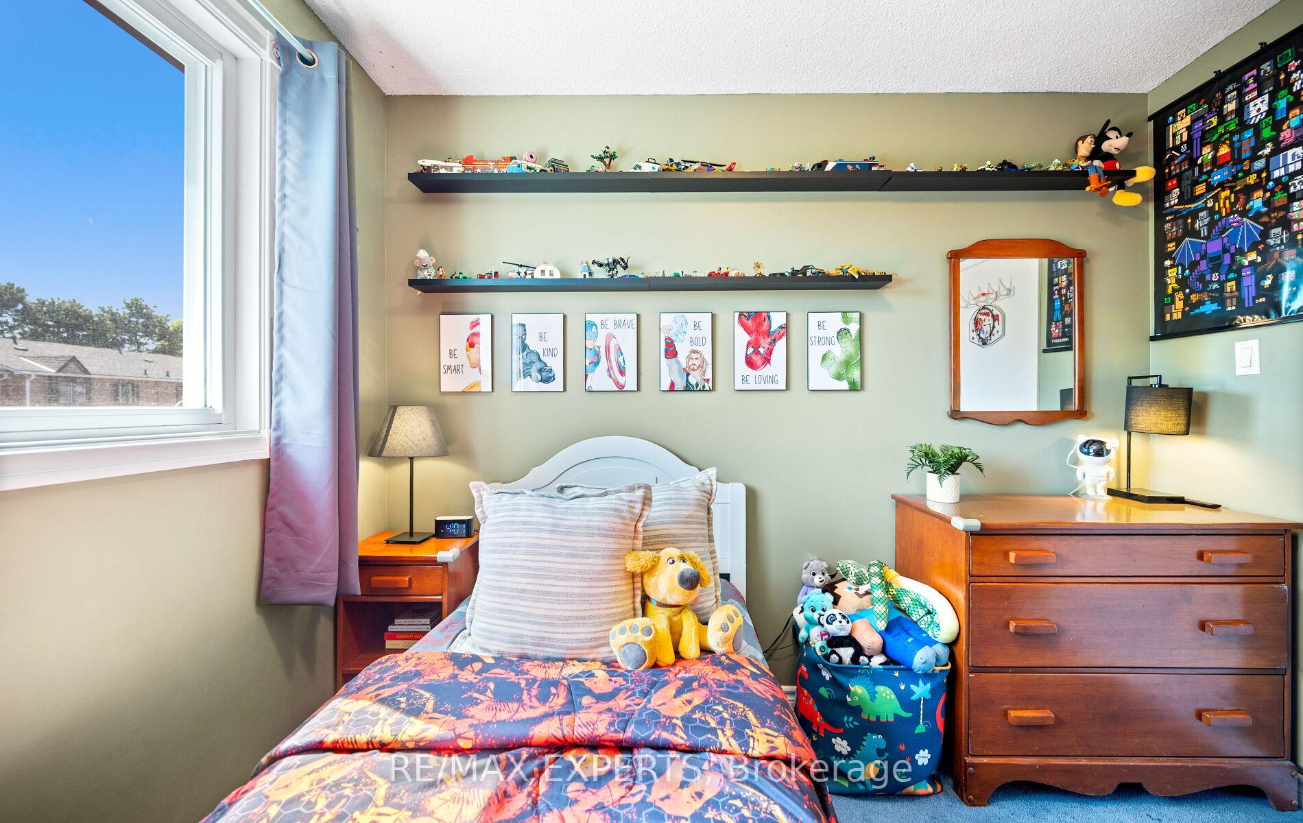 Photo 28 of Unit 15, 161 Moregate Crescent, Brampton, Central Park — HOMEH