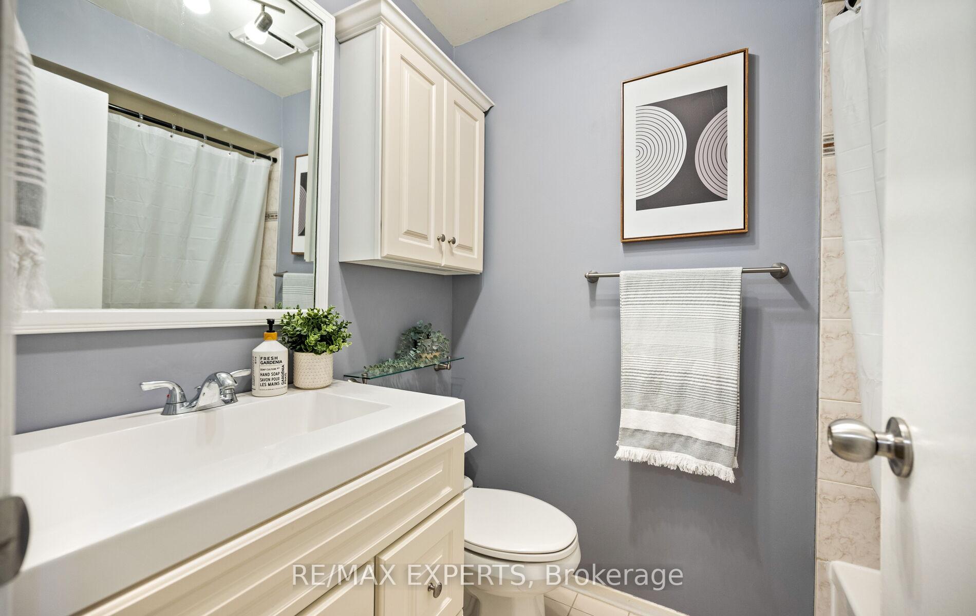 Photo 33 of Unit 15, 161 Moregate Crescent, Brampton, Central Park — HOMEH