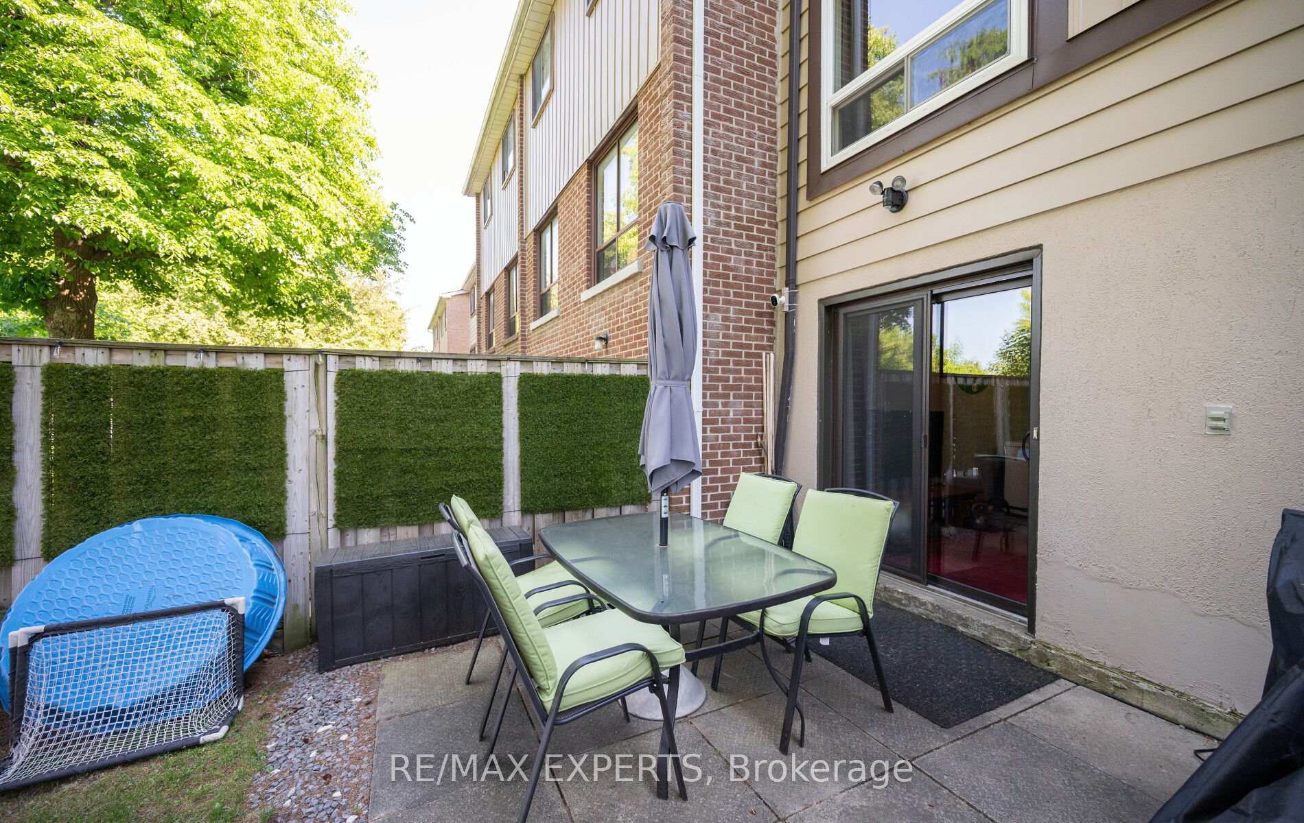 Photo 46 of Unit 15, 161 Moregate Crescent, Brampton, Central Park — HOMEH