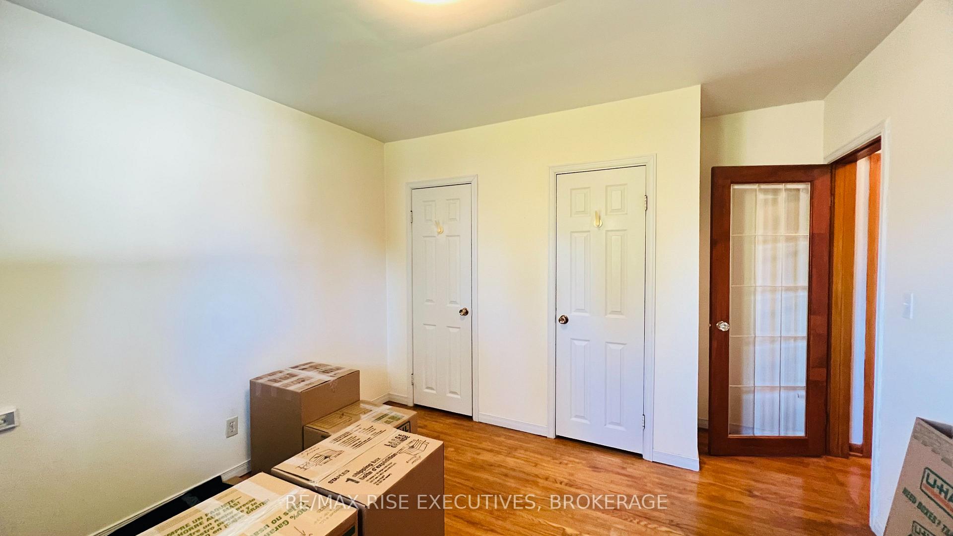 Photo 20 of 61 Conacher Drive, Kingston, Rideau — HOMEH