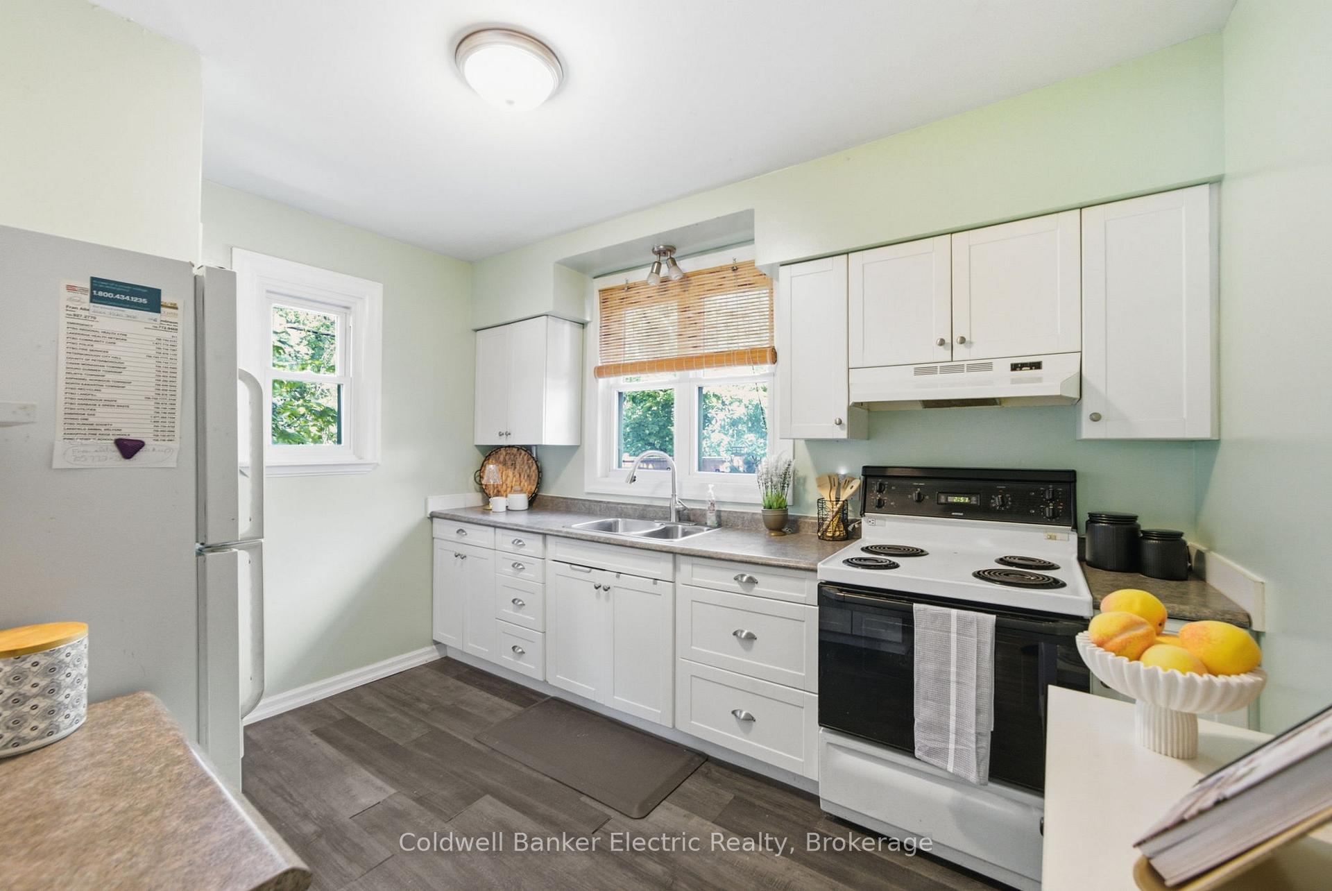 Photo 12 of 1228 Kenneth Avenue, Peterborough, Otonabee Ward 1 — HOMEH