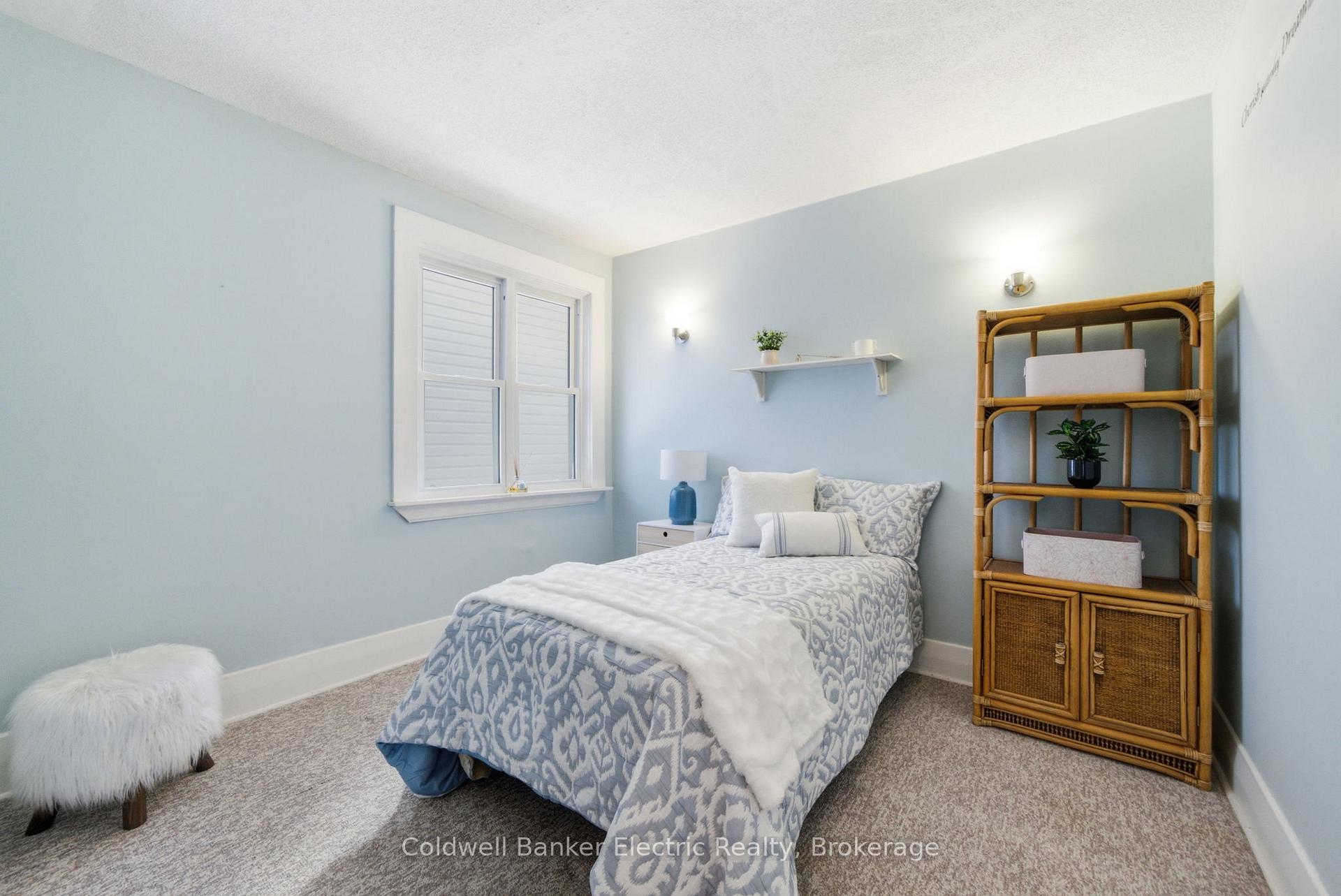 Photo 13 of 1228 Kenneth Avenue, Peterborough, Otonabee Ward 1 — HOMEH