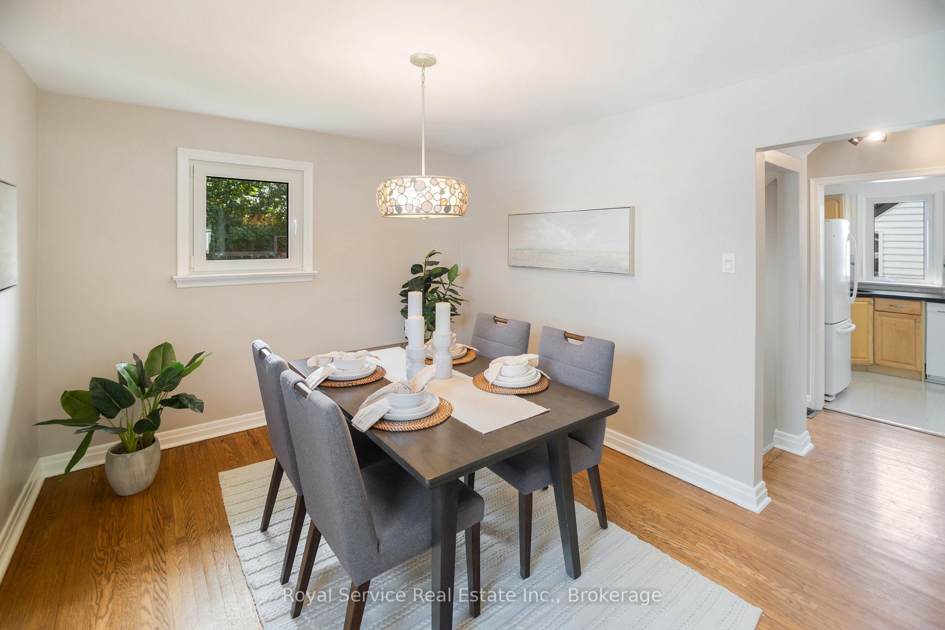 Photo 13 of 558 Burnham Street, Cobourg — HOMEH