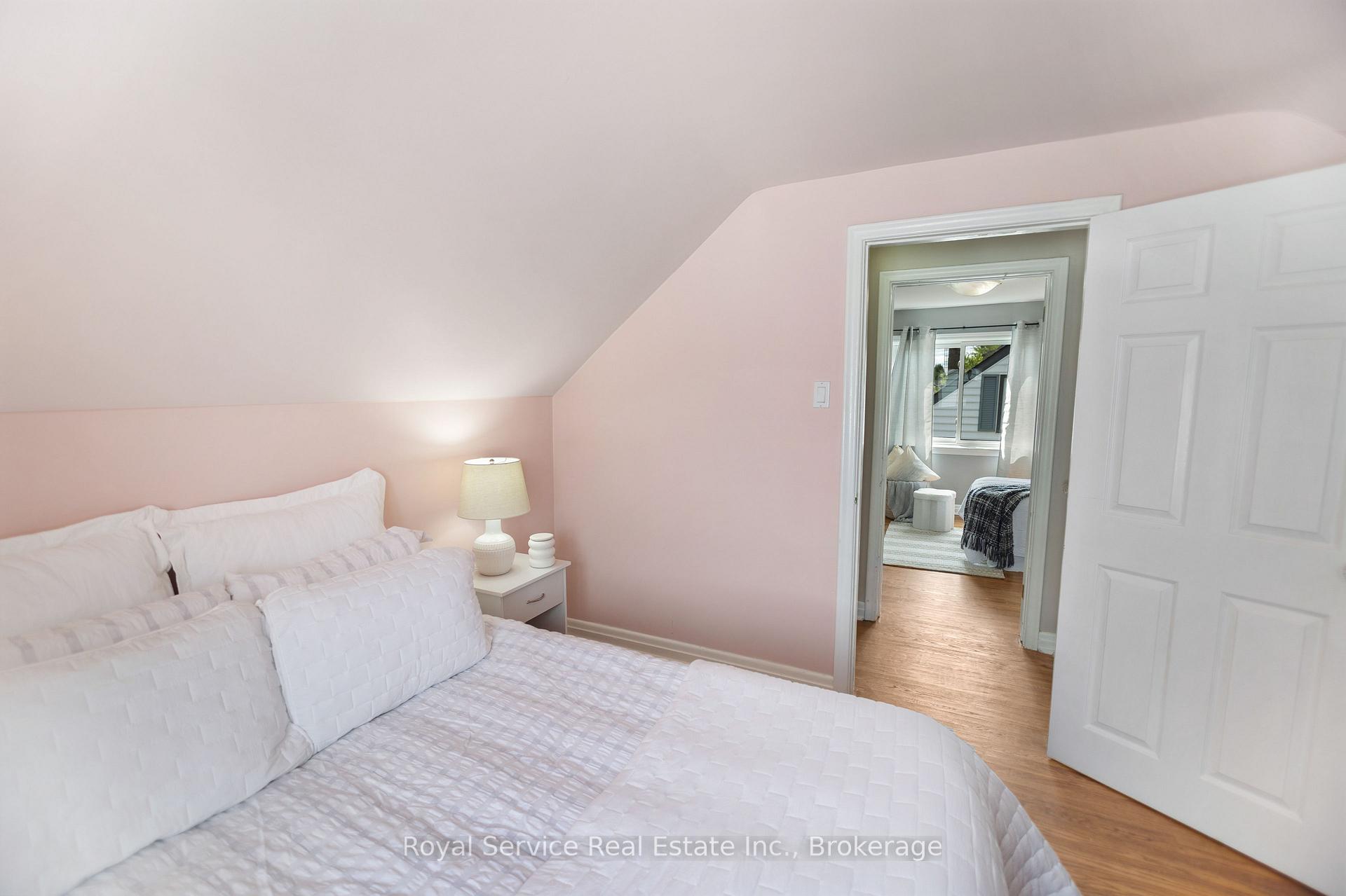Photo 25 of 558 Burnham Street, Cobourg — HOMEH