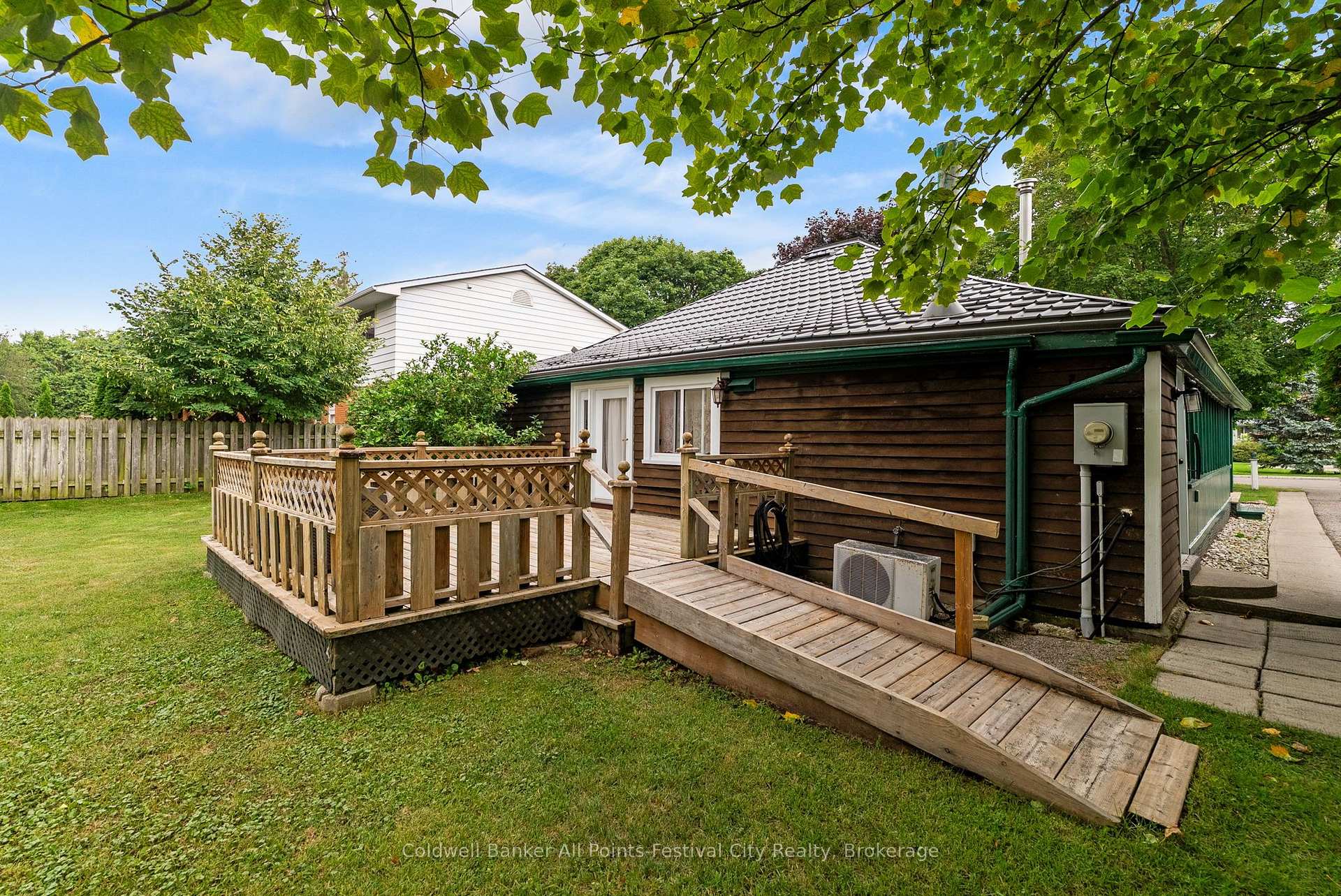 Photo 29 of 135 Essex Street, Goderich, Goderich (Town) — HOMEH