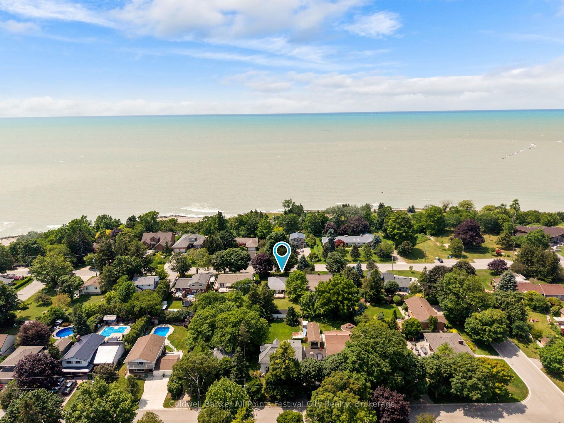 Photo 40 of 135 Essex Street, Goderich, Goderich (Town) — HOMEH