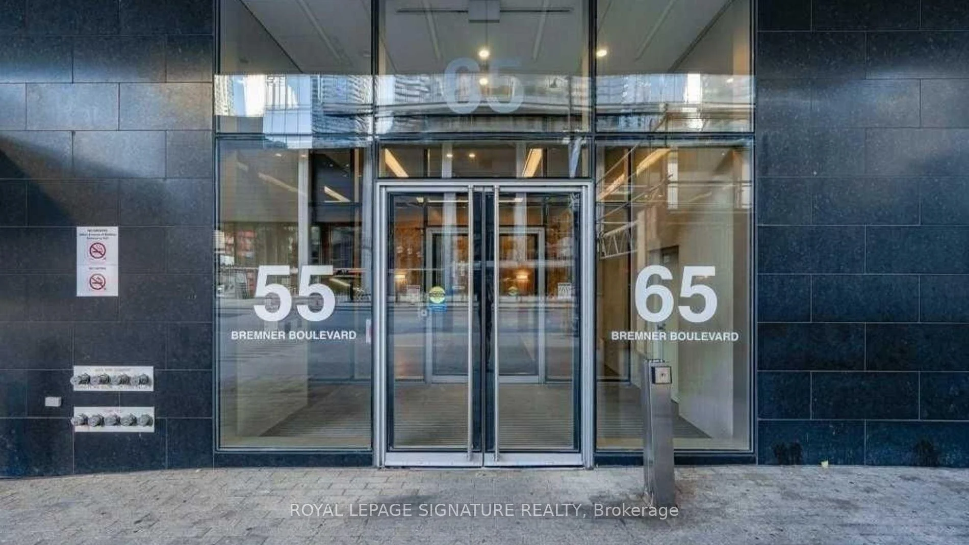 Photo 2 of Unit 1310, 65 Bremner Boulevard, Toronto, Waterfront Communities — HOMEH