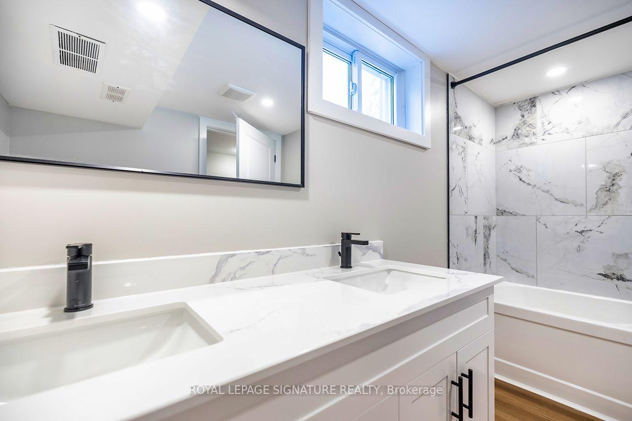 Photo 14 of 812 Schneider Place, Peterborough, Northcrest Ward 5 — HOMEH