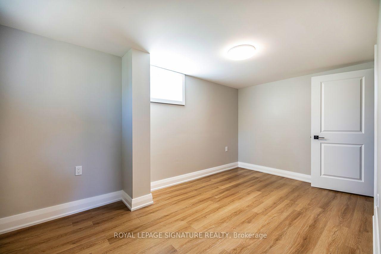 Photo 19 of 812 Schneider Place, Peterborough, Northcrest Ward 5 — HOMEH