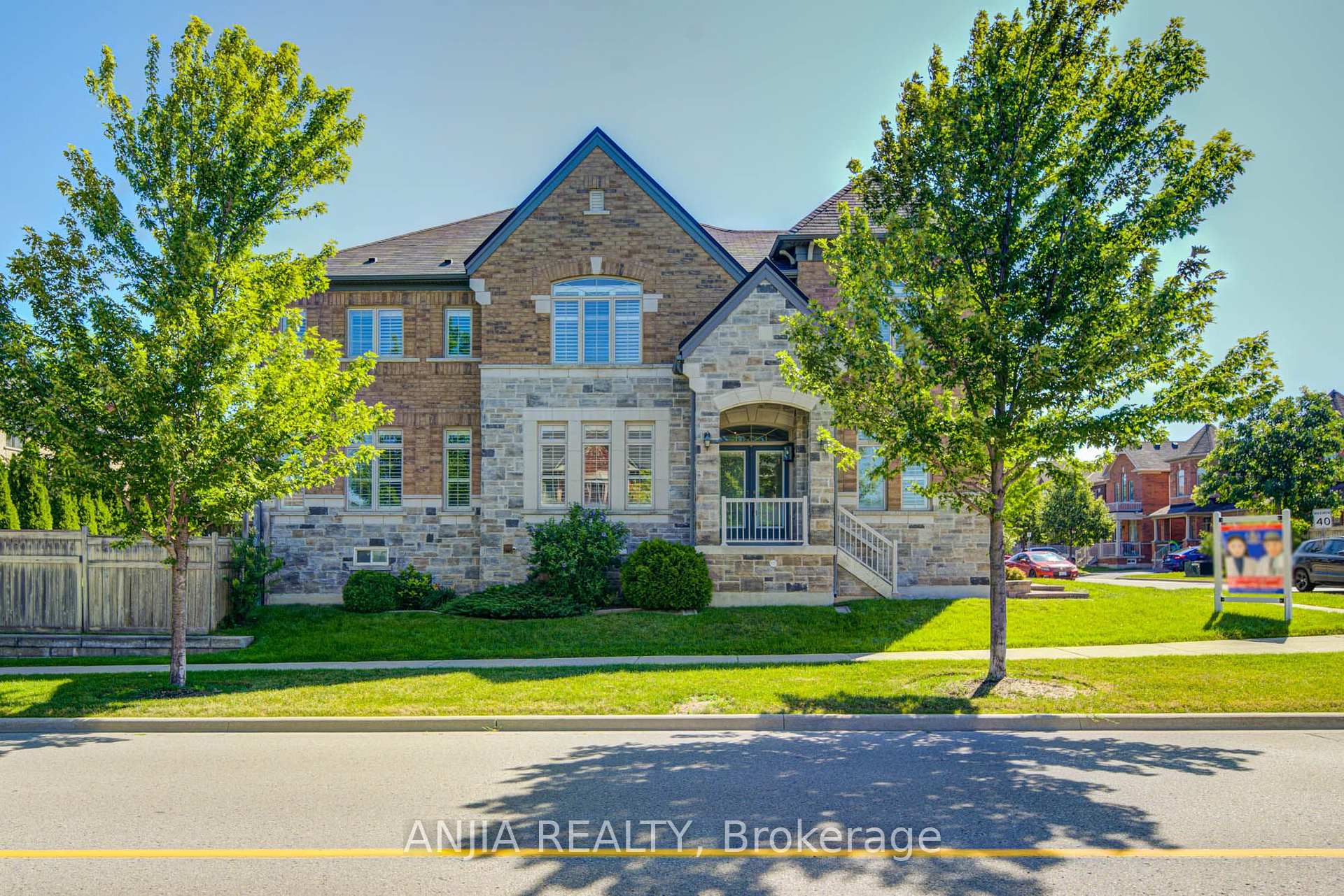 Photo 1 of 62 Holst Avenue, Markham, Berczy — HOMEH