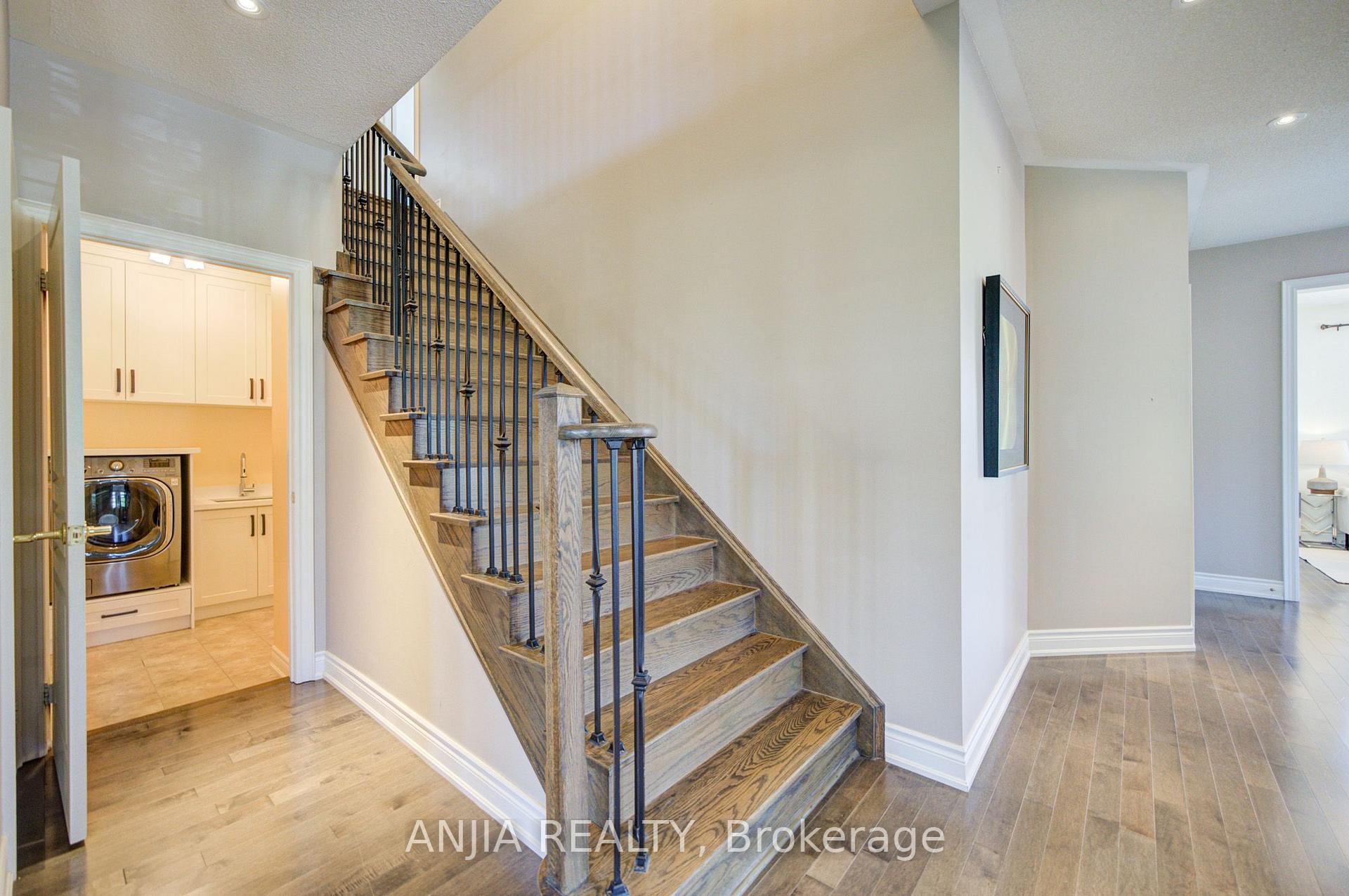 Photo 12 of 62 Holst Avenue, Markham, Berczy — HOMEH