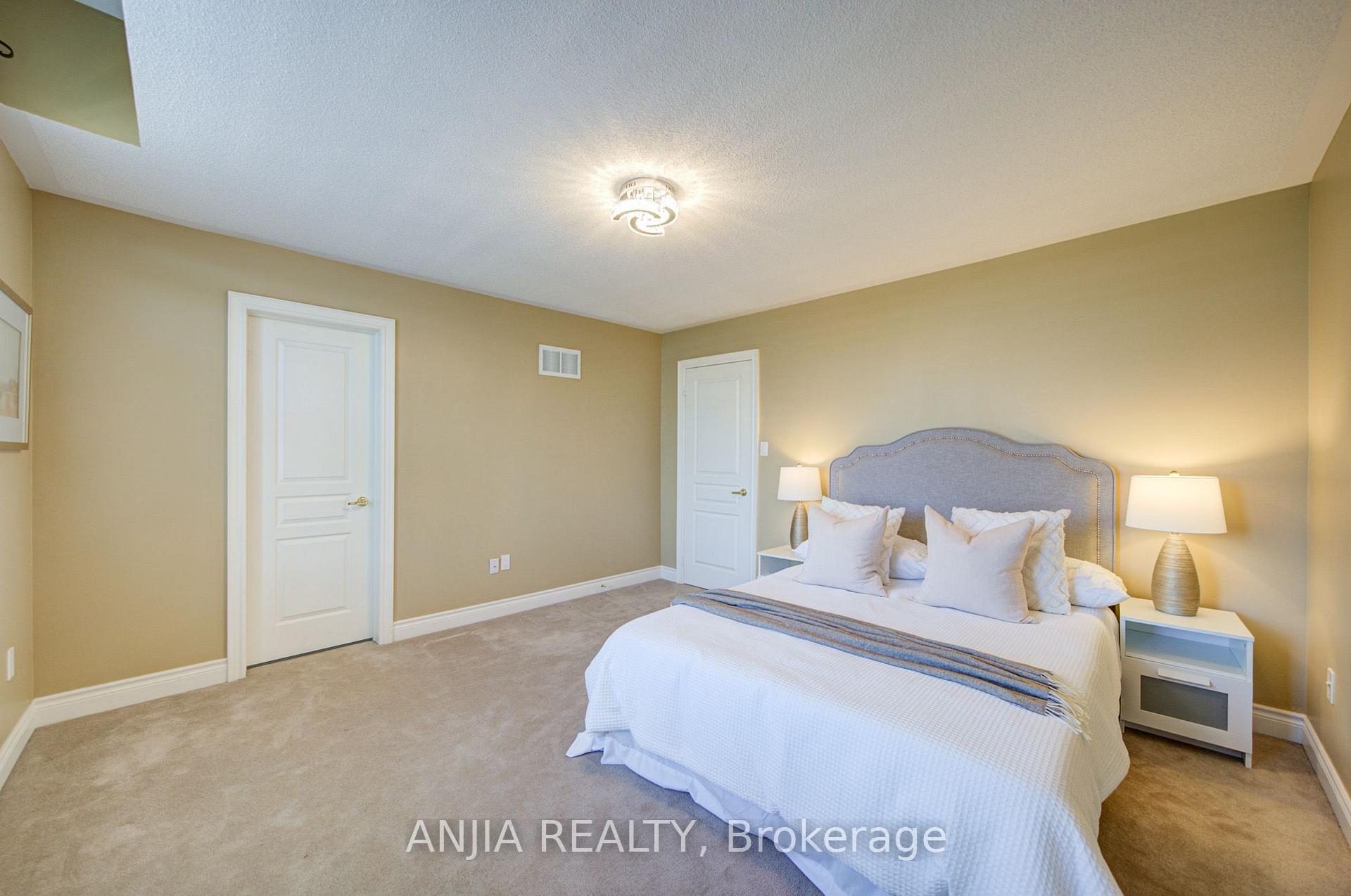 Photo 35 of 62 Holst Avenue, Markham, Berczy — HOMEH