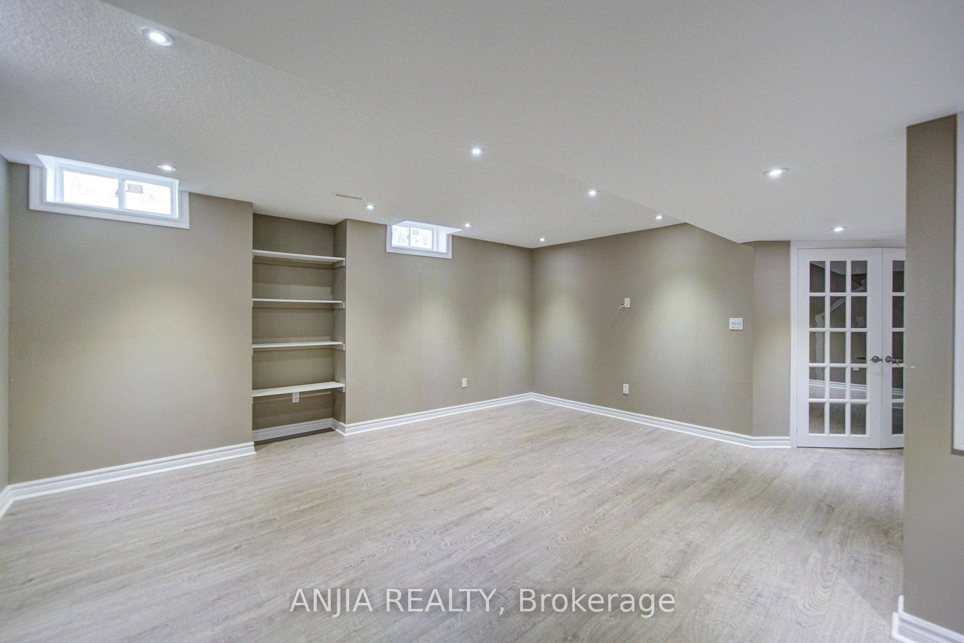Photo 43 of 62 Holst Avenue, Markham, Berczy — HOMEH
