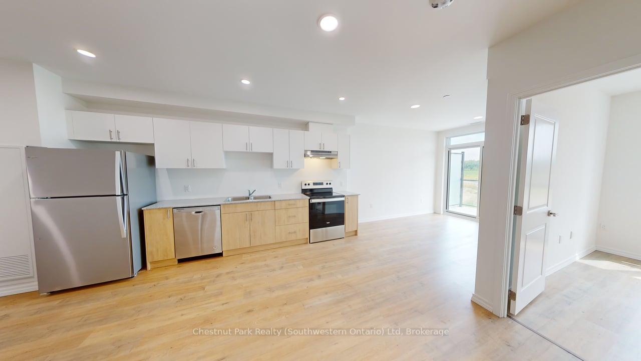 Photo 5 of Unit 708, 181 Elmira Road S, Guelph, Willow West/Sugarbush/West Acres — HOMEH