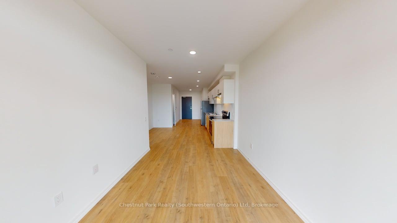 Photo 10 of Unit 708, 181 Elmira Road S, Guelph, Willow West/Sugarbush/West Acres — HOMEH