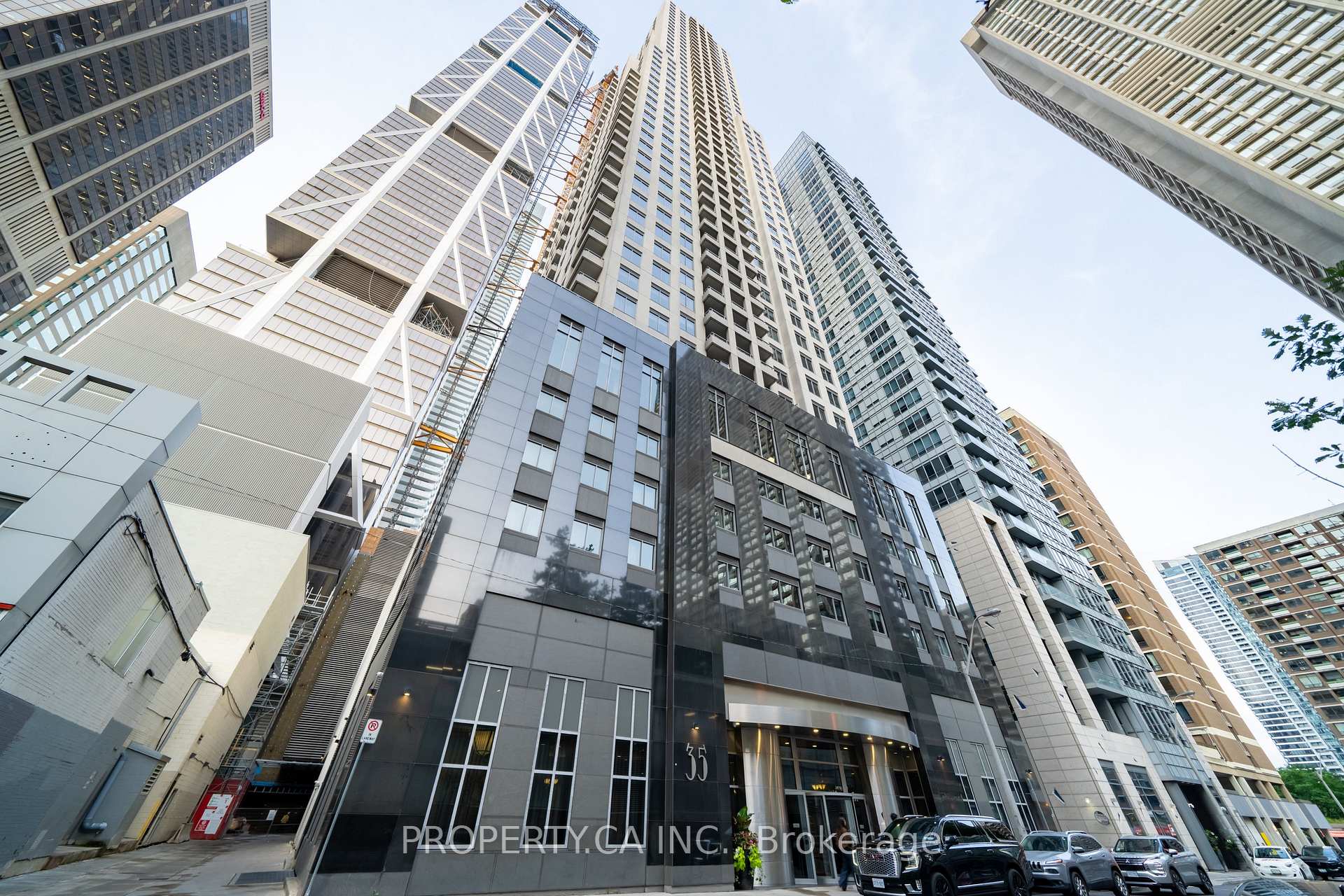 Photo 1 of Unit 1804, 35 Balmuto Street, Toronto, Bay Street Corridor — HOMEH