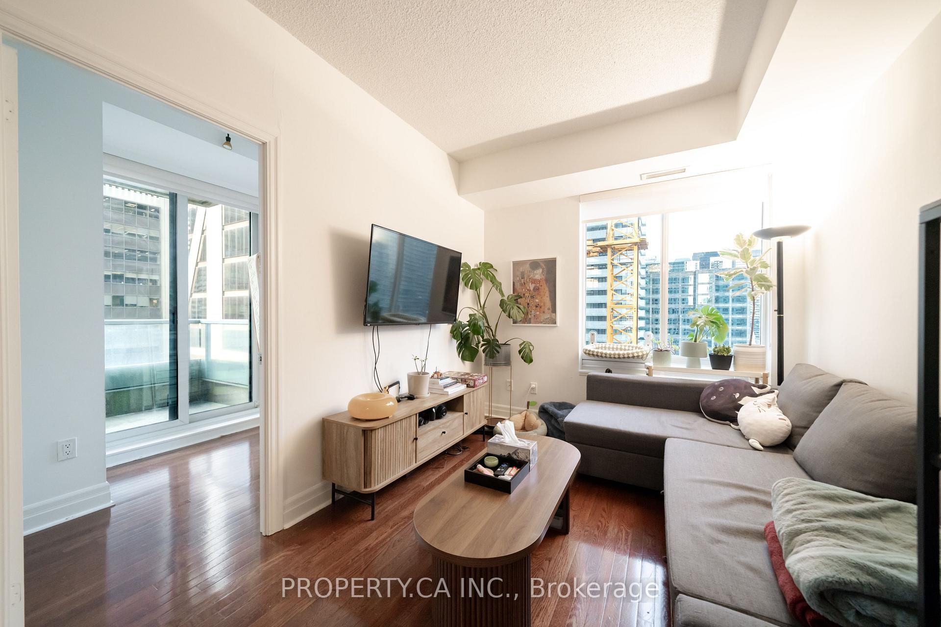 Photo 12 of Unit 1804, 35 Balmuto Street, Toronto, Bay Street Corridor — HOMEH