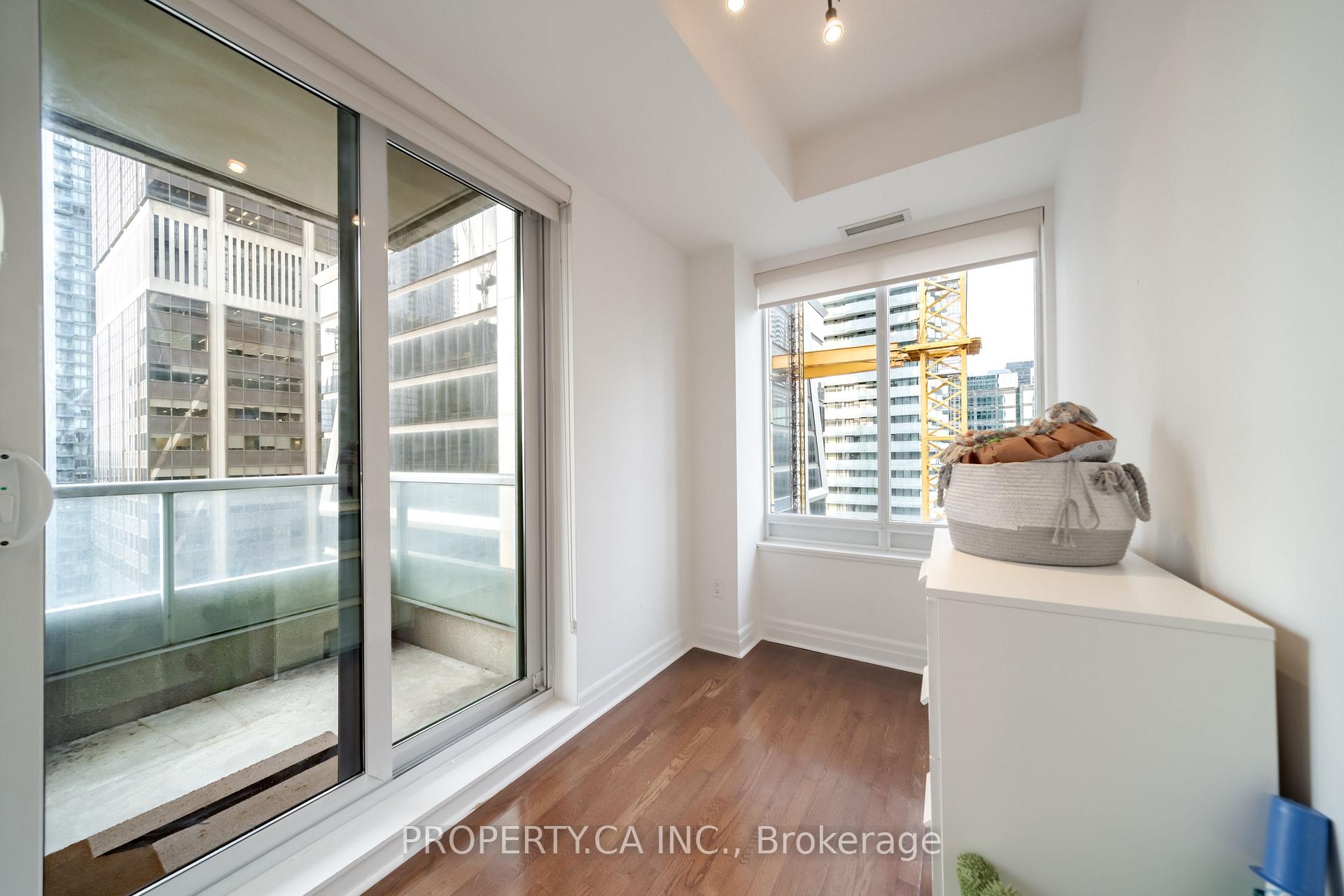 Photo 24 of Unit 1804, 35 Balmuto Street, Toronto, Bay Street Corridor — HOMEH