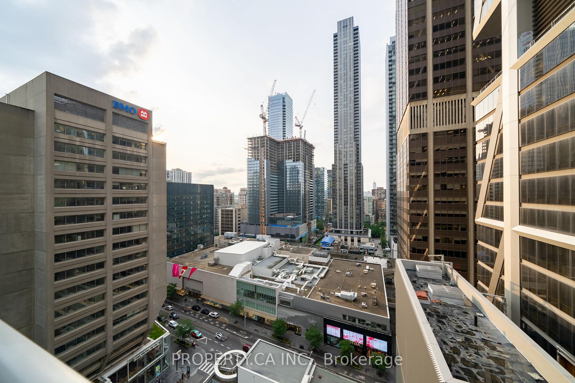 Photo 29 of Unit 1804, 35 Balmuto Street, Toronto, Bay Street Corridor — HOMEH