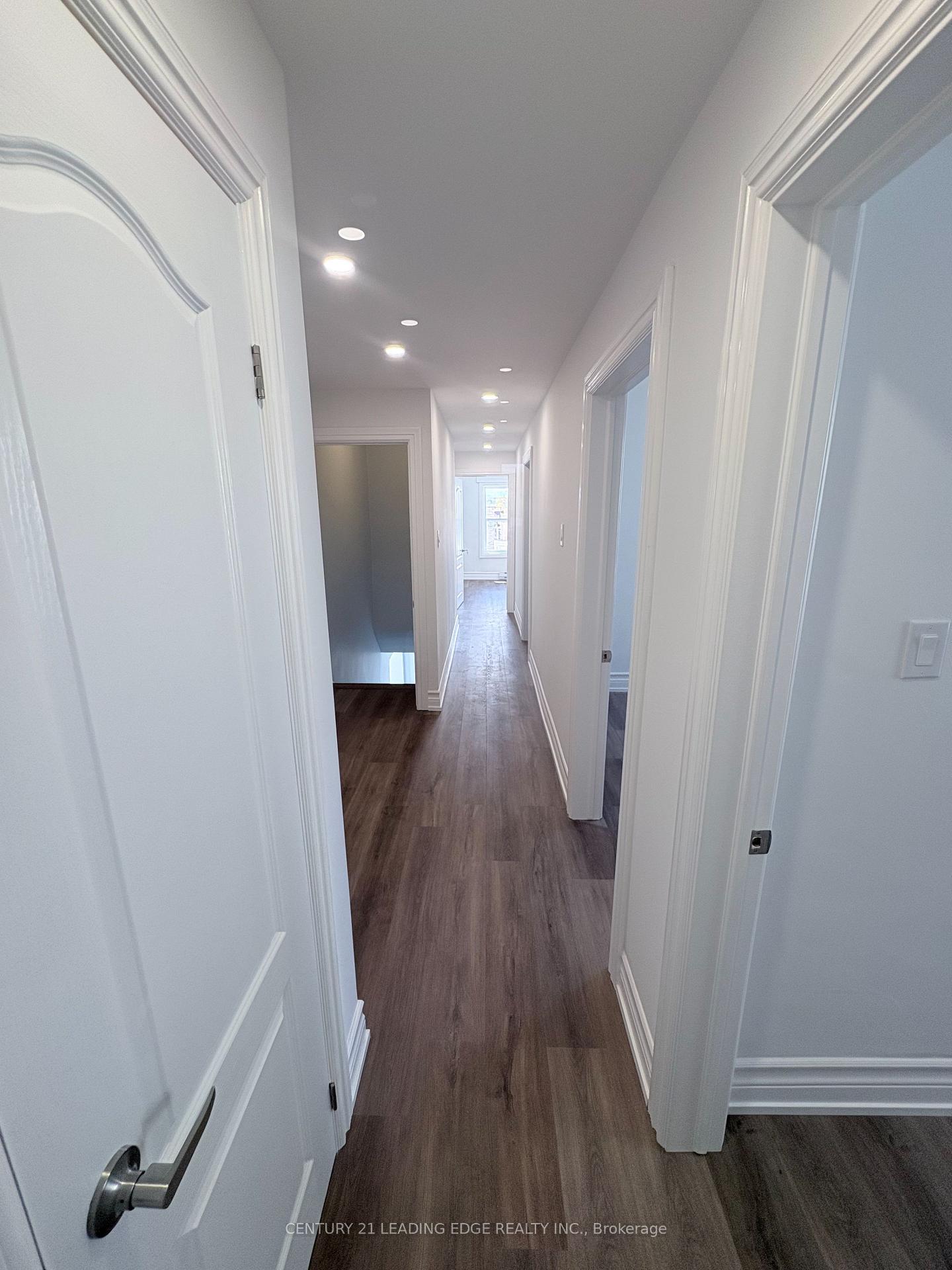 Photo 3 of Unit 2, 10 Ross Street, Barrie, City Centre — HOMEH