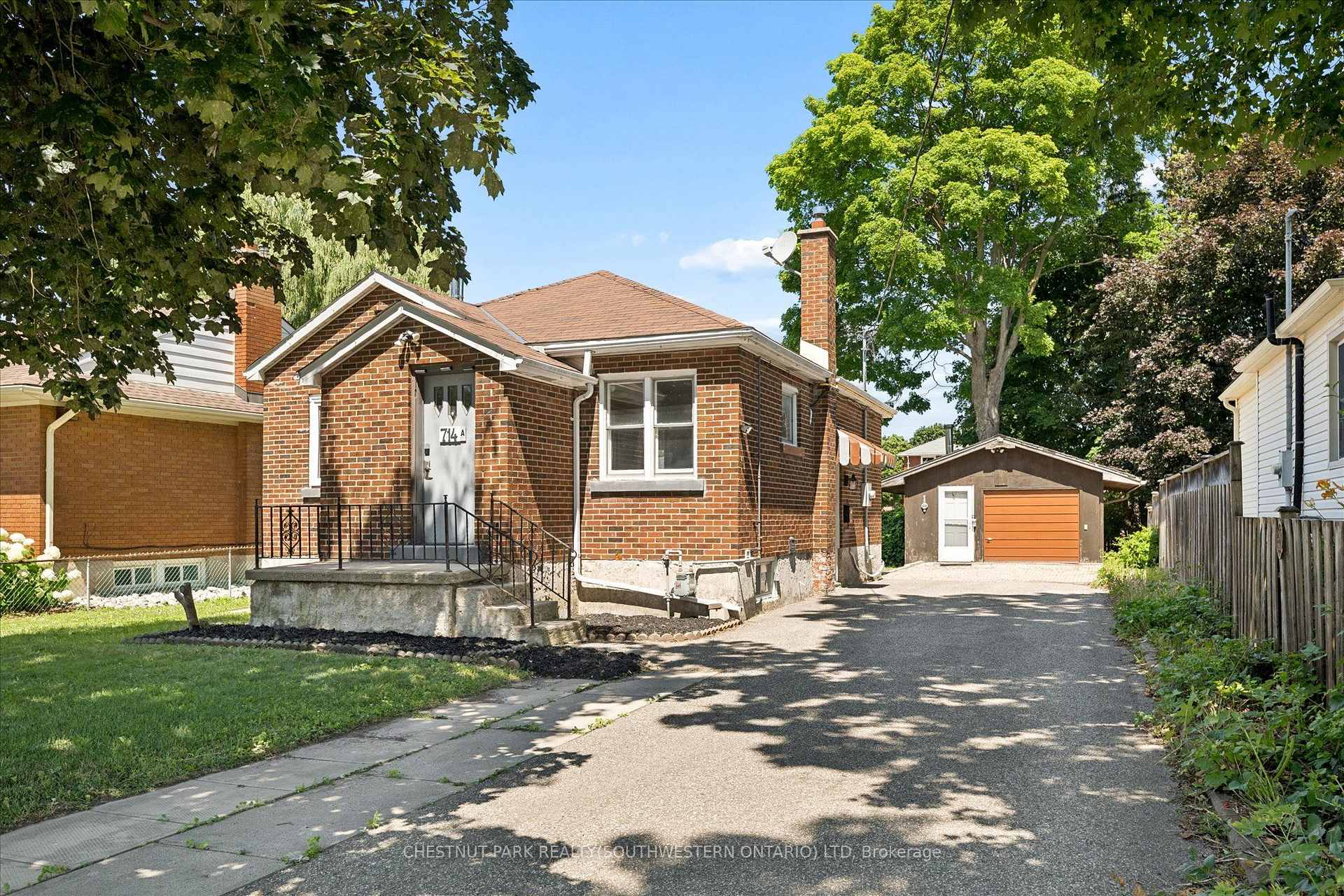 Photo 3 of 714 Frederick Street, Kitchener, Heritage Park/Rosemount — HOMEH