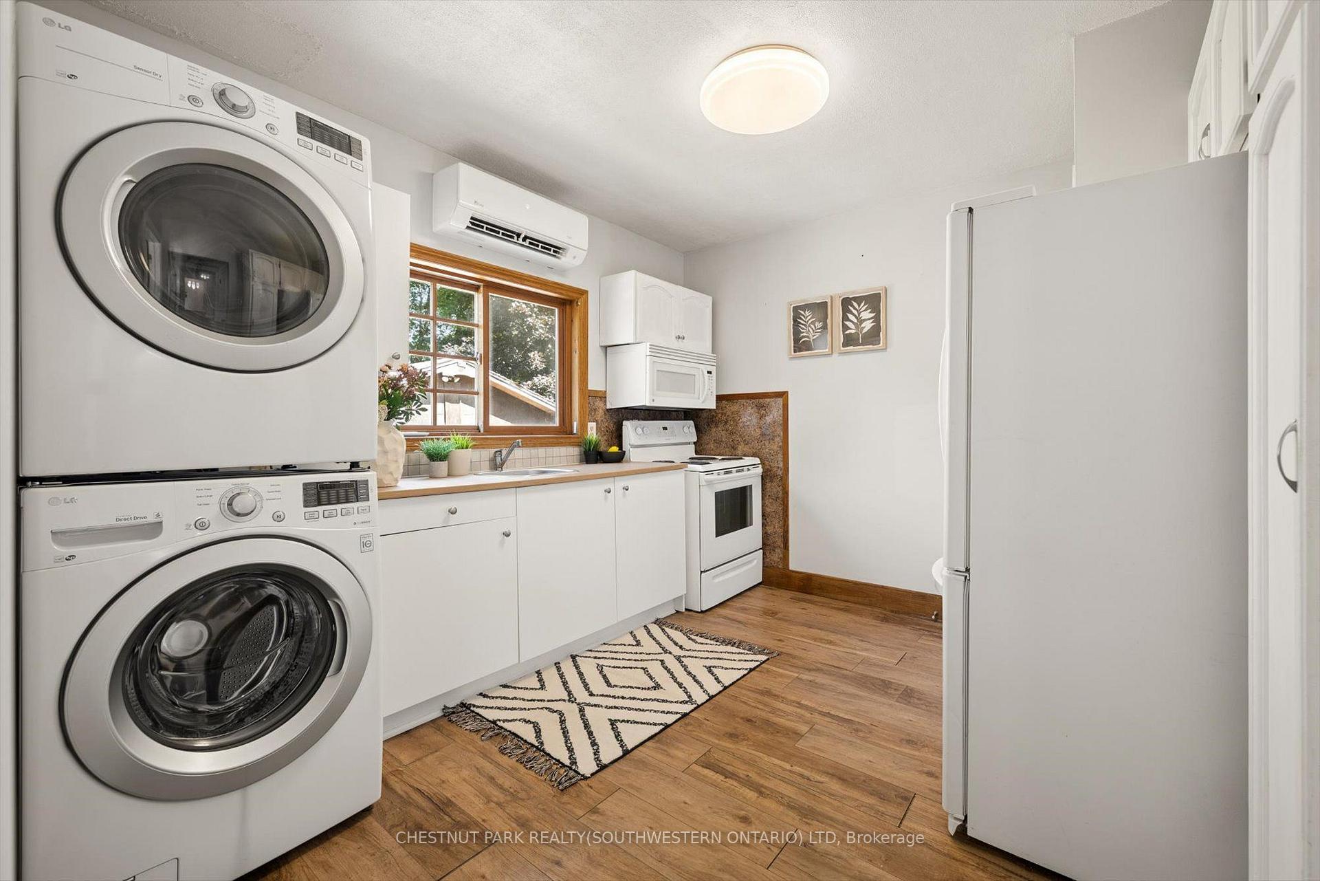 Photo 14 of 714 Frederick Street, Kitchener, Heritage Park/Rosemount — HOMEH