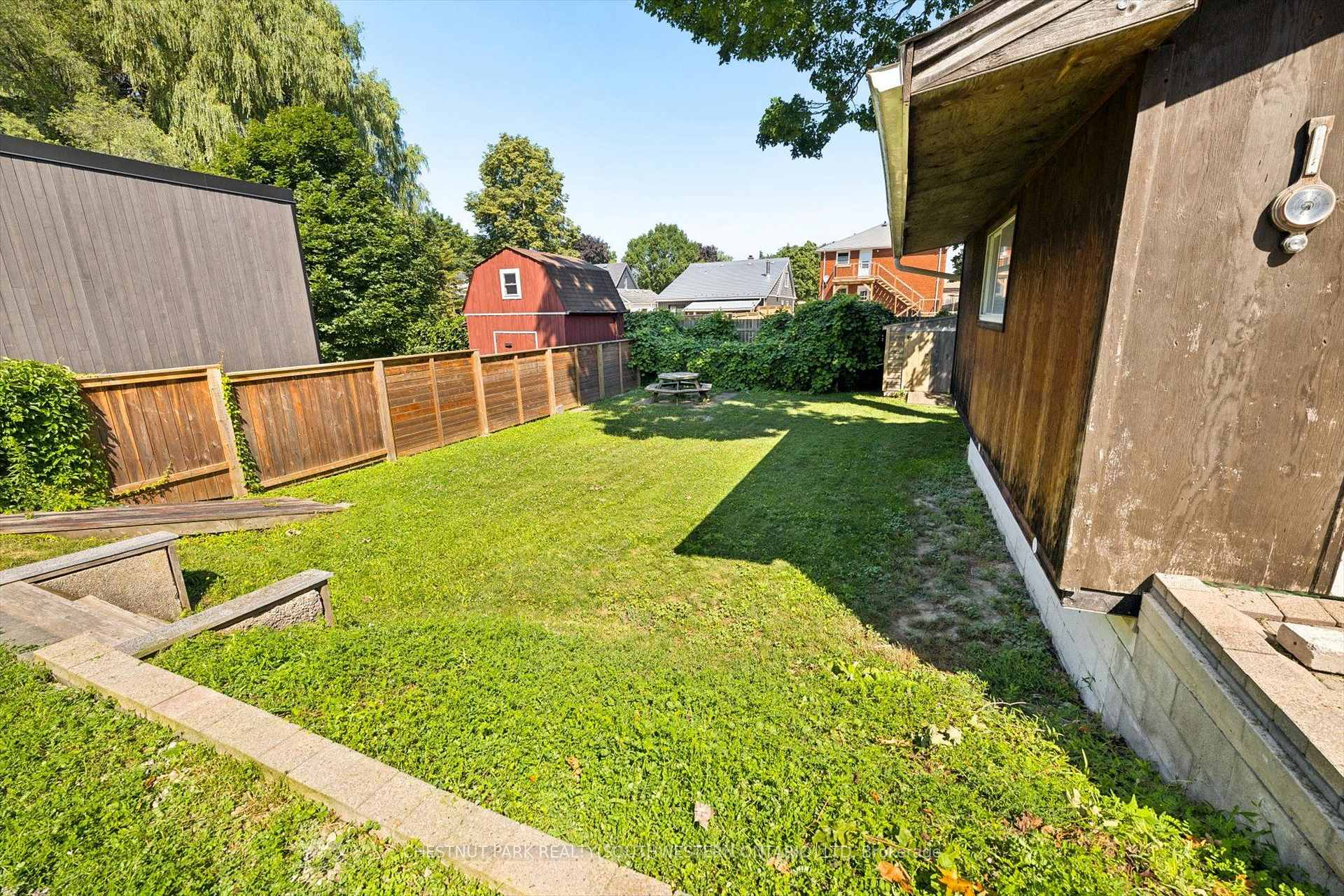 Photo 32 of 714 Frederick Street, Kitchener, Heritage Park/Rosemount — HOMEH