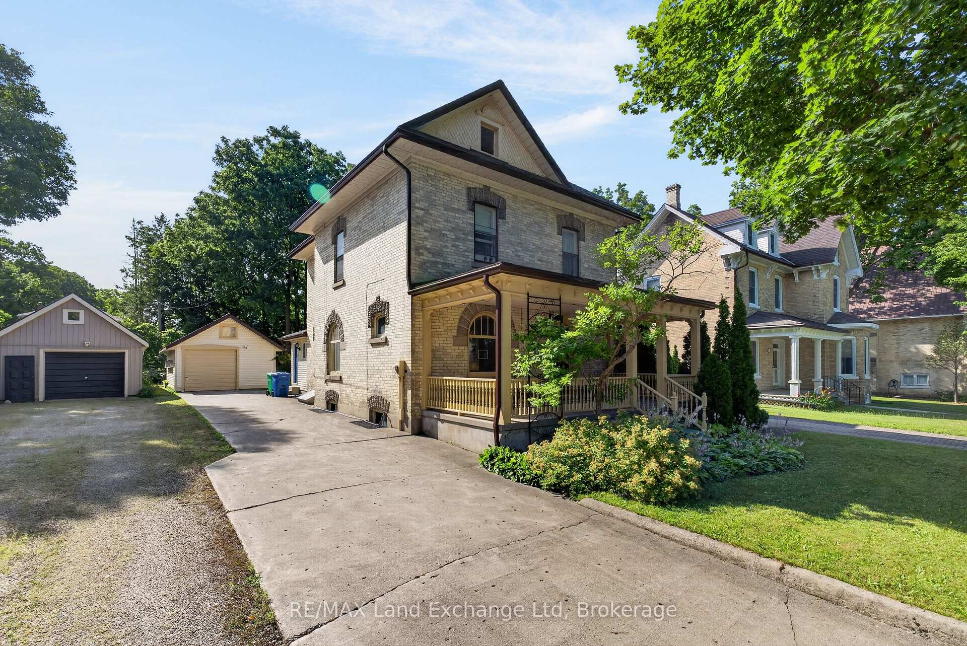 Photo 2 of 255 Centre St Street, North Huron, Wingham — HOMEH